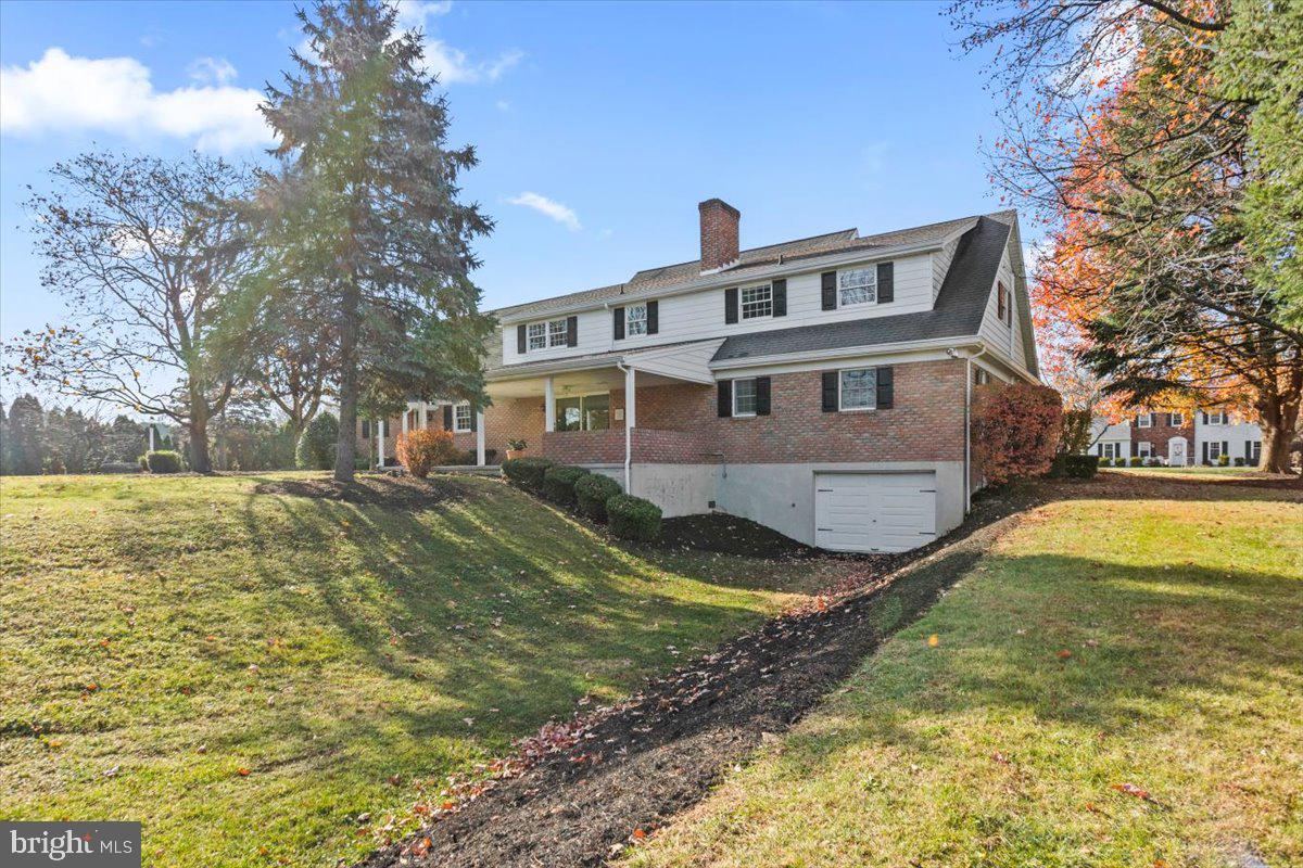 RUNNYMEDE - Residential