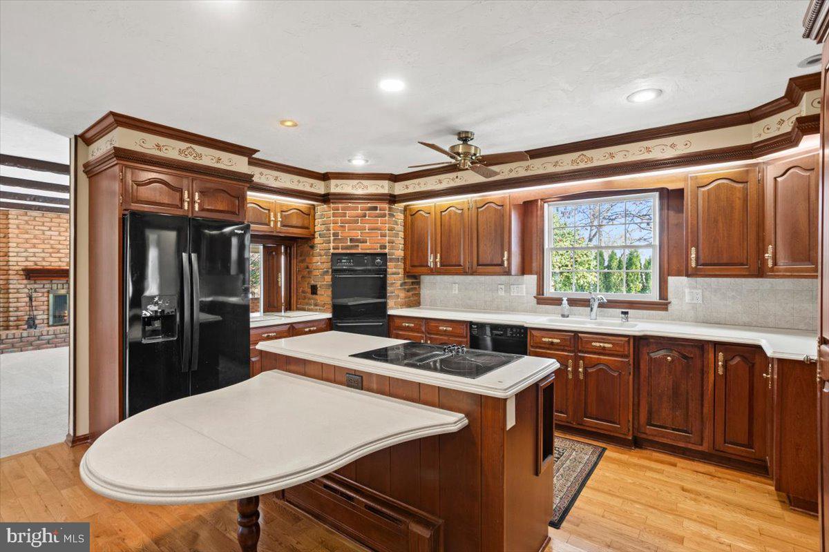 RUNNYMEDE - Residential