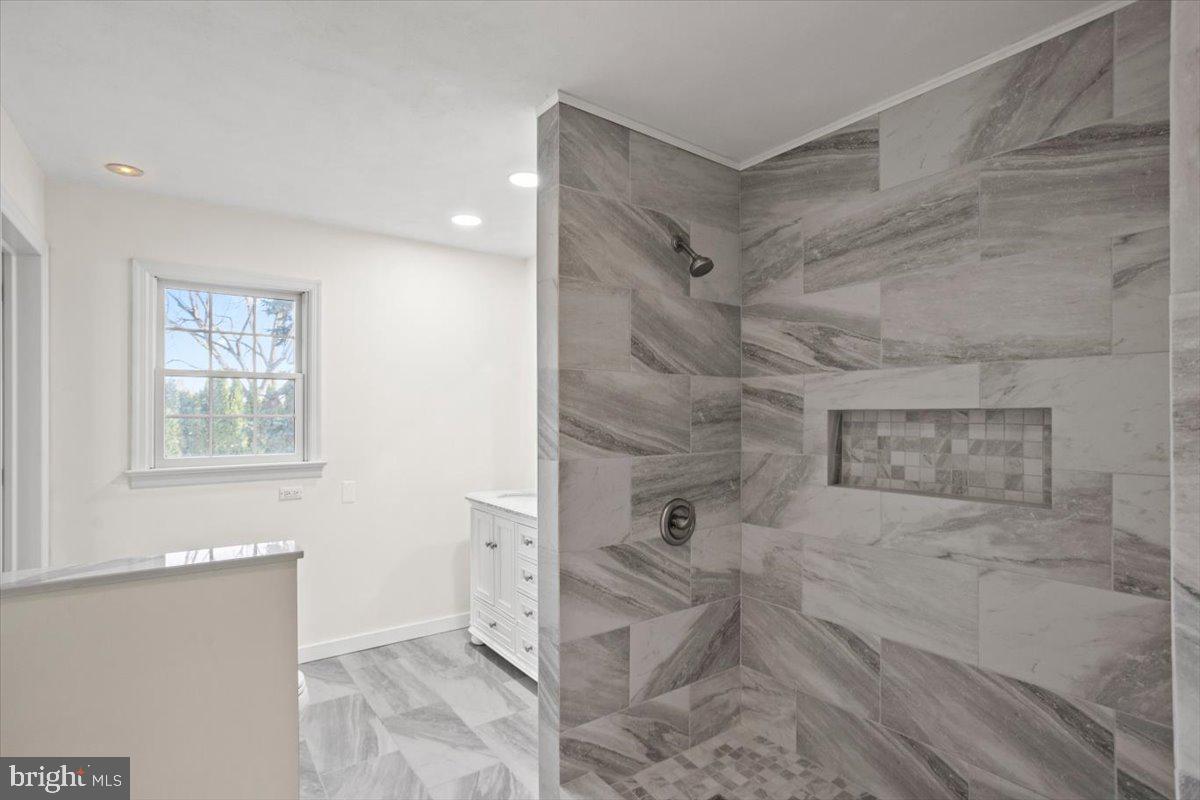 RUNNYMEDE - Residential