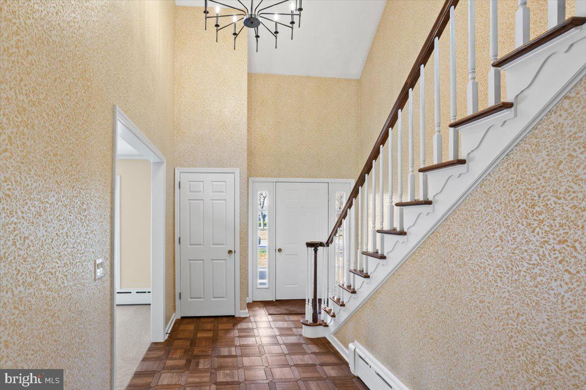 RUNNYMEDE - Residential