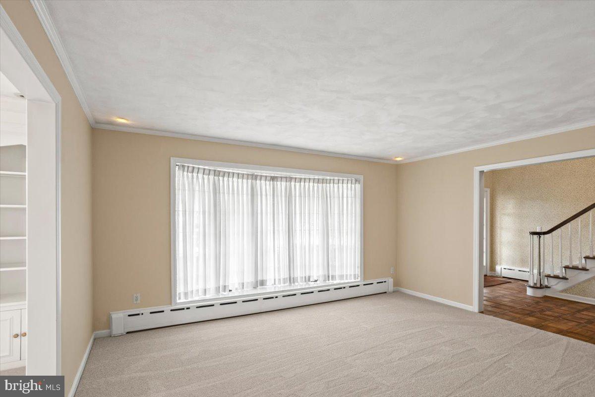 RUNNYMEDE - Residential