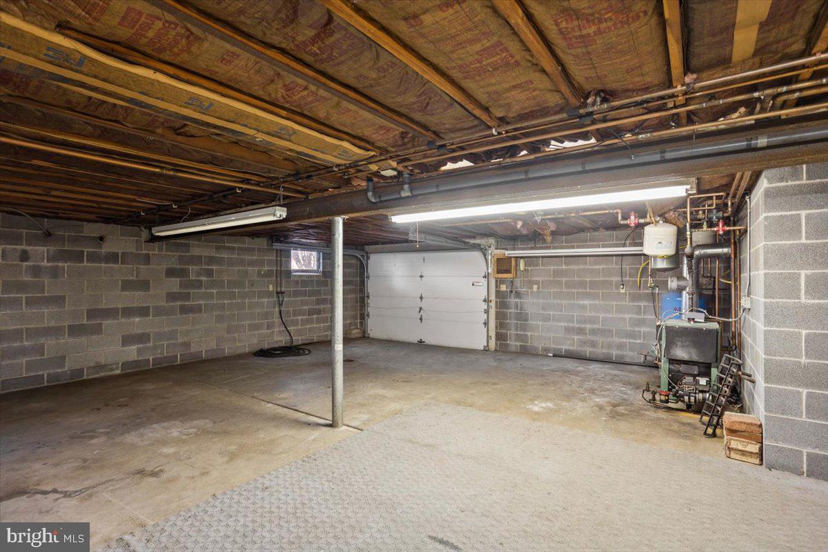 RUNNYMEDE - Residential