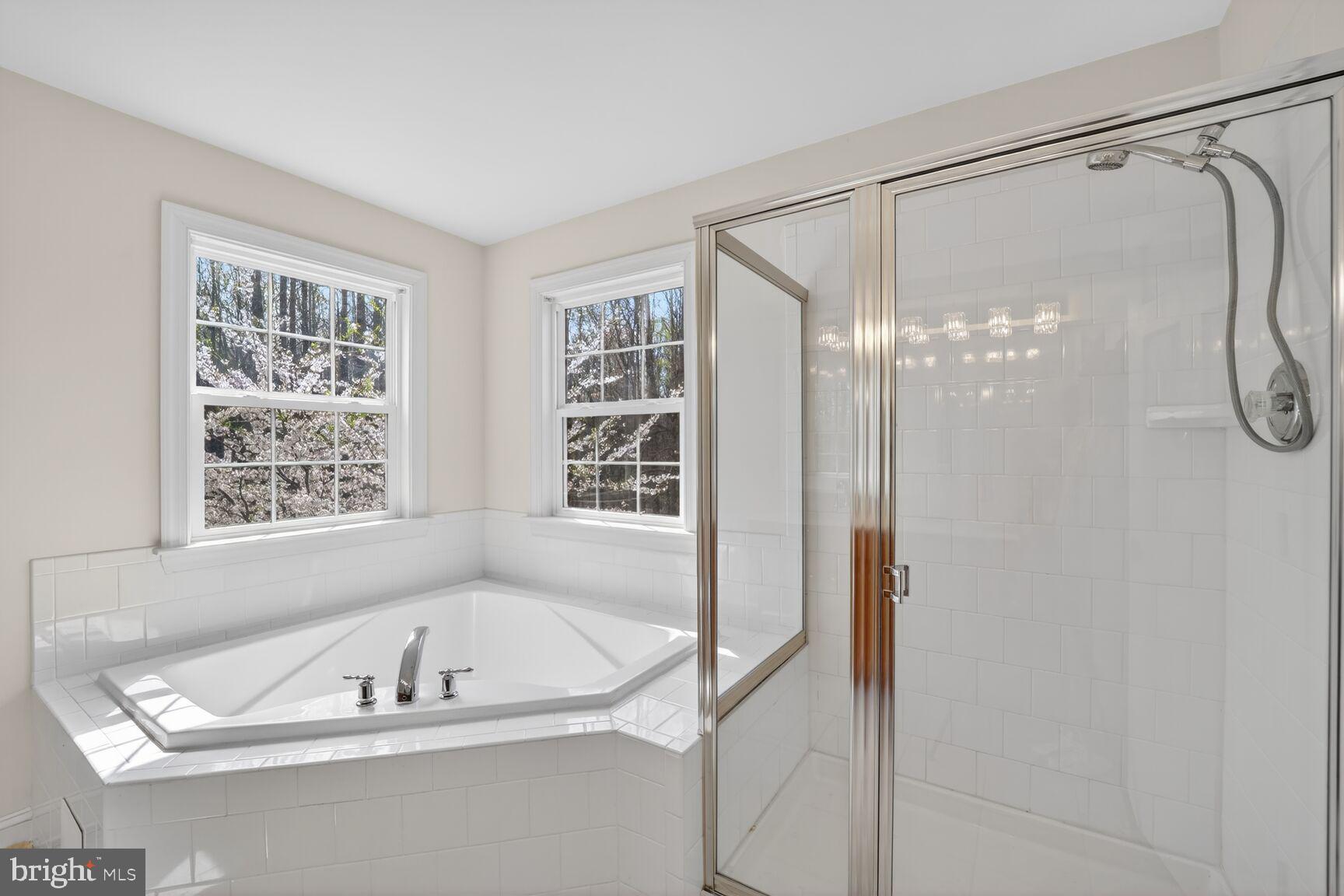 MANSFIELD ESTATES - Residential