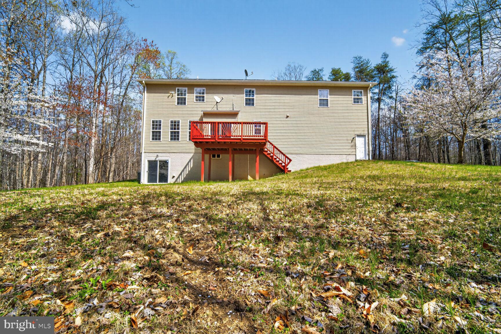 MANSFIELD ESTATES - Residential