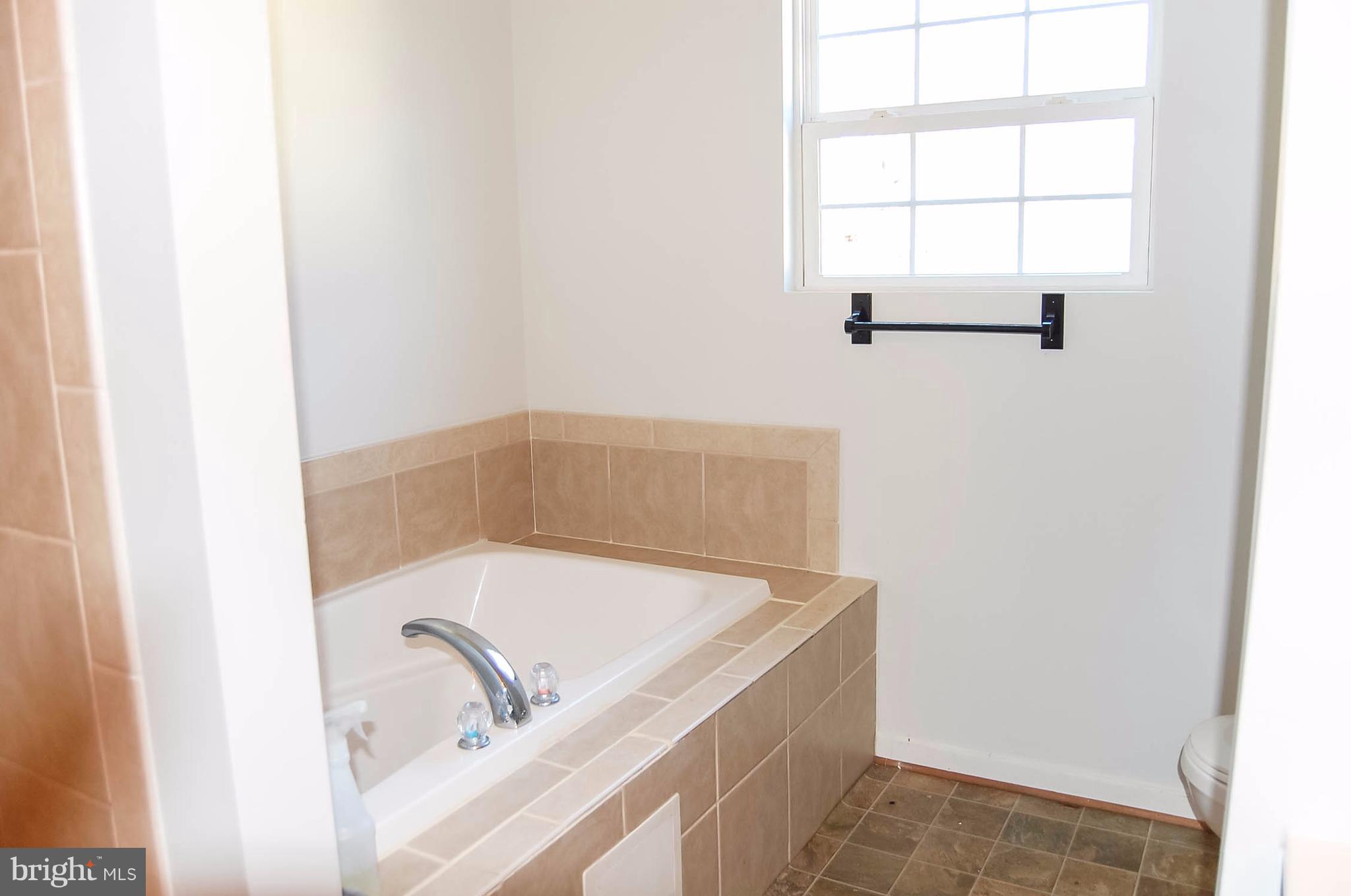 TOLSON HEIGHTS - Residential