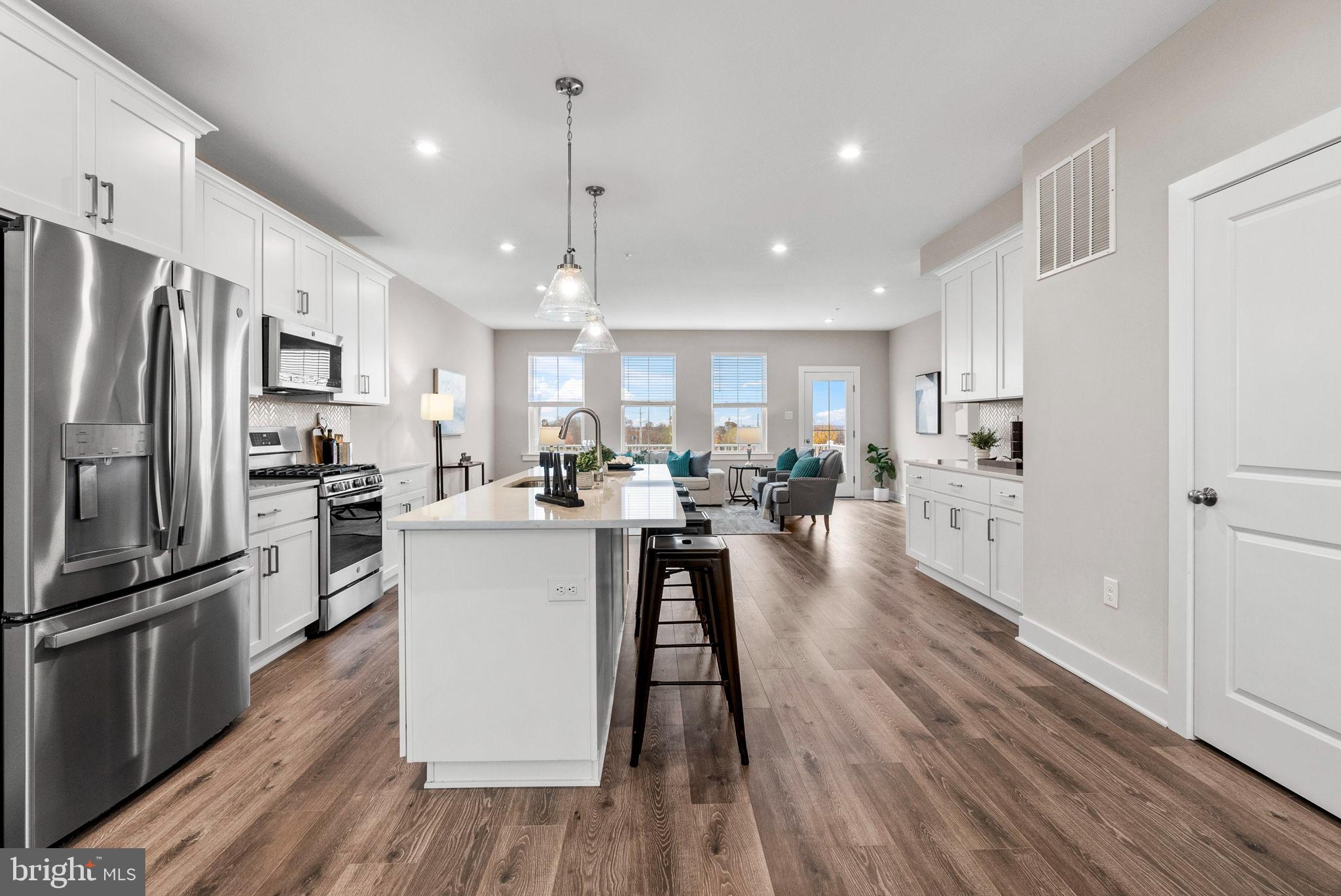 THE TOWNS AT HIGHER ROCK - Residential