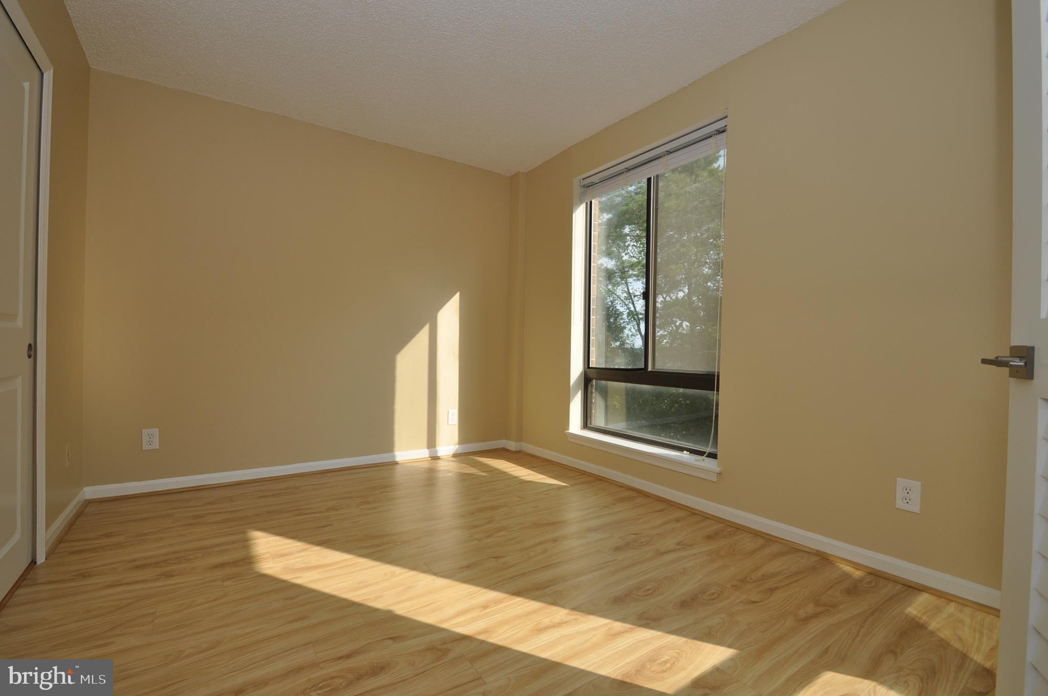 THE PLAZA - Residential Lease