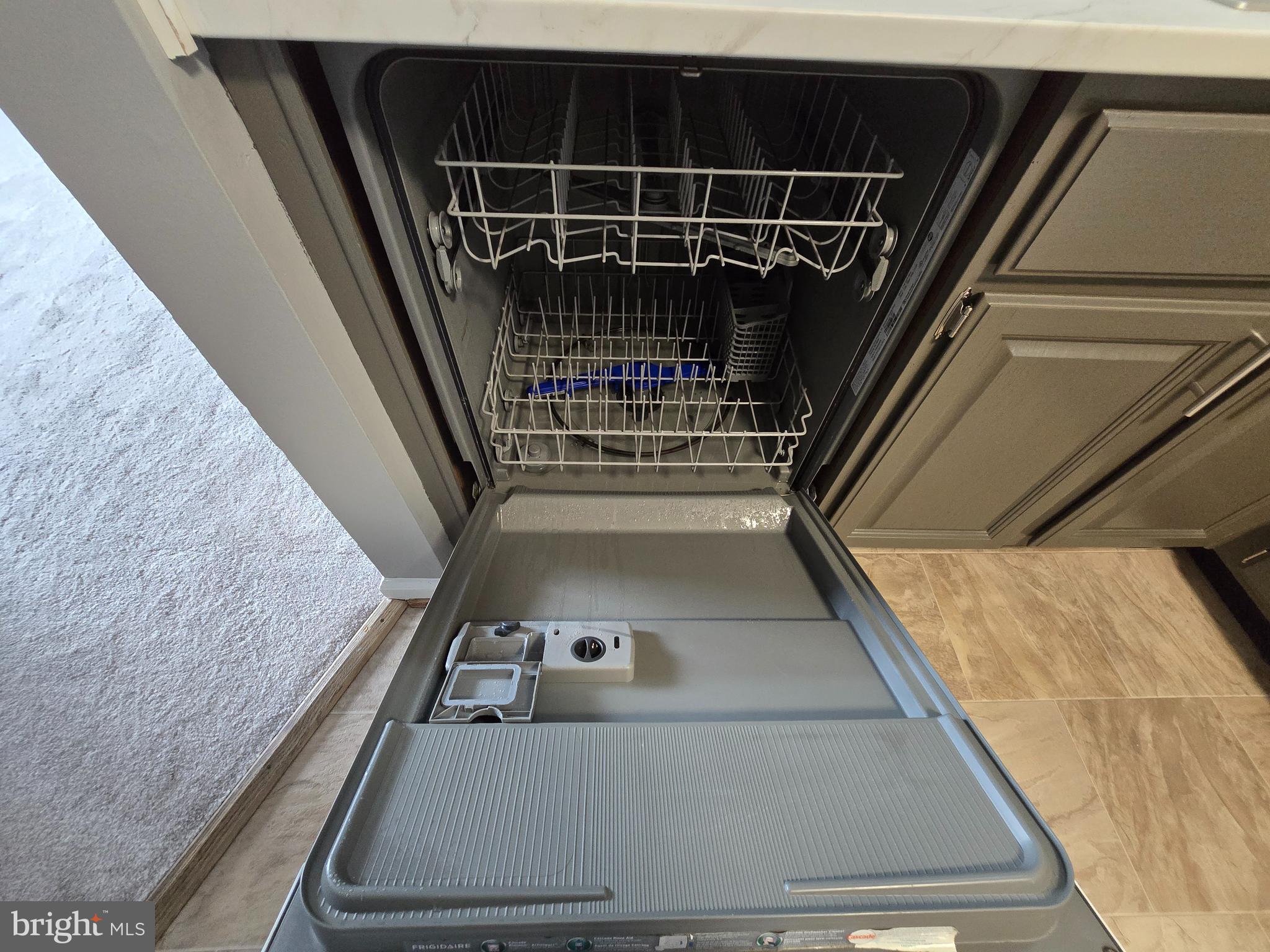 FREDERICKTOWNE VILLAGE - Residential Lease