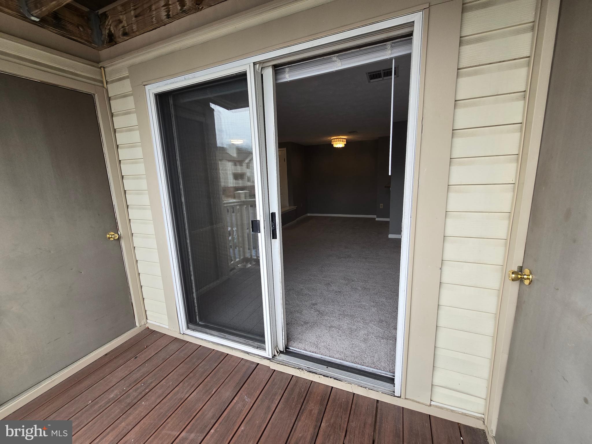 FREDERICKTOWNE VILLAGE - Residential Lease