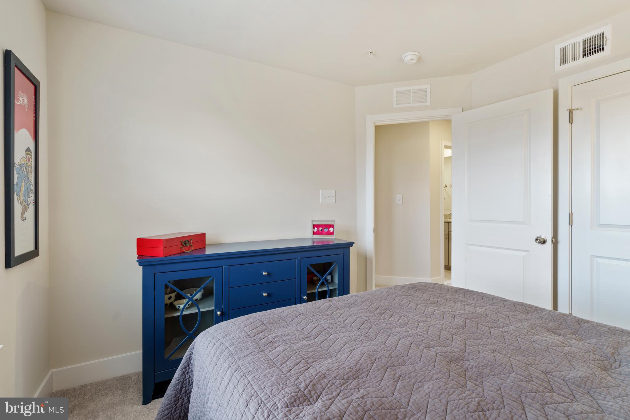 PIKESVILLE - Residential