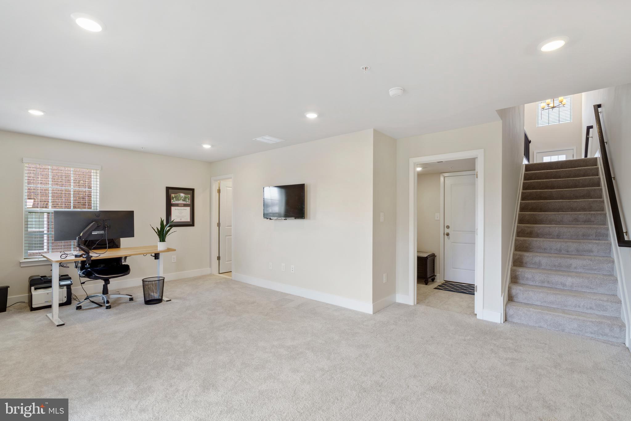 PIKESVILLE - Residential