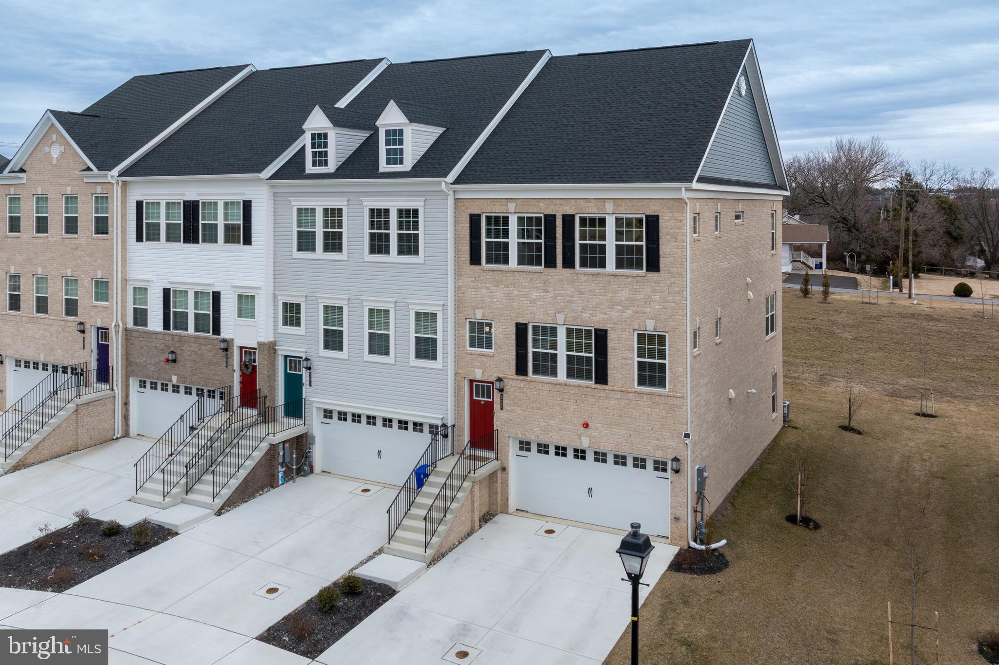 PIKESVILLE - Residential