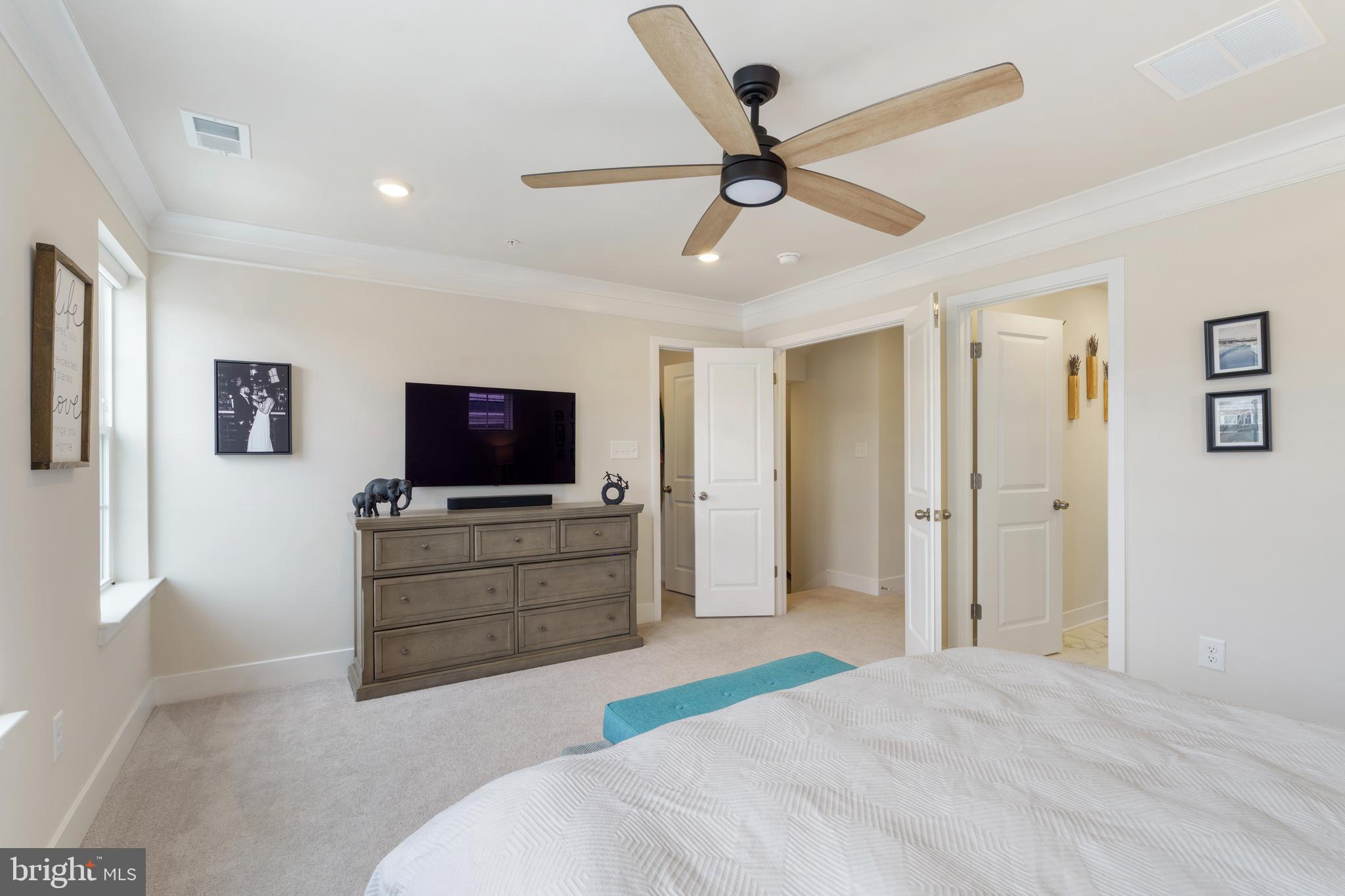 PIKESVILLE - Residential