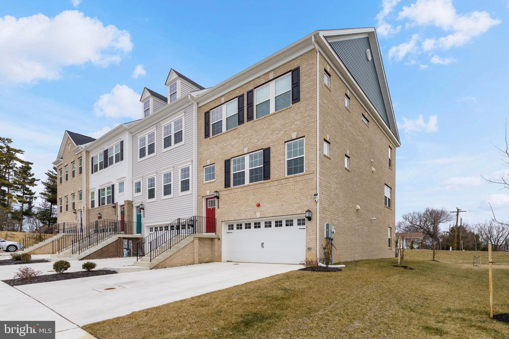 PIKESVILLE - Residential