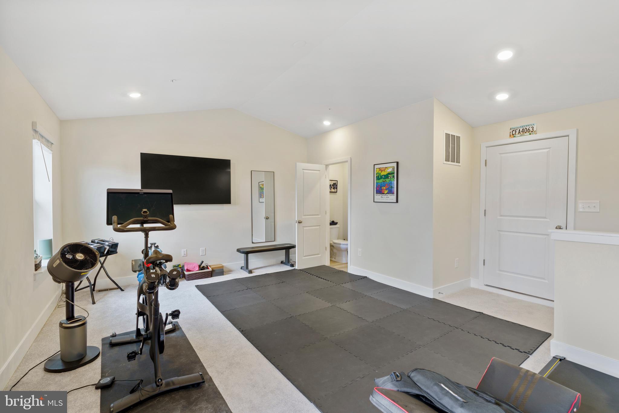 PIKESVILLE - Residential