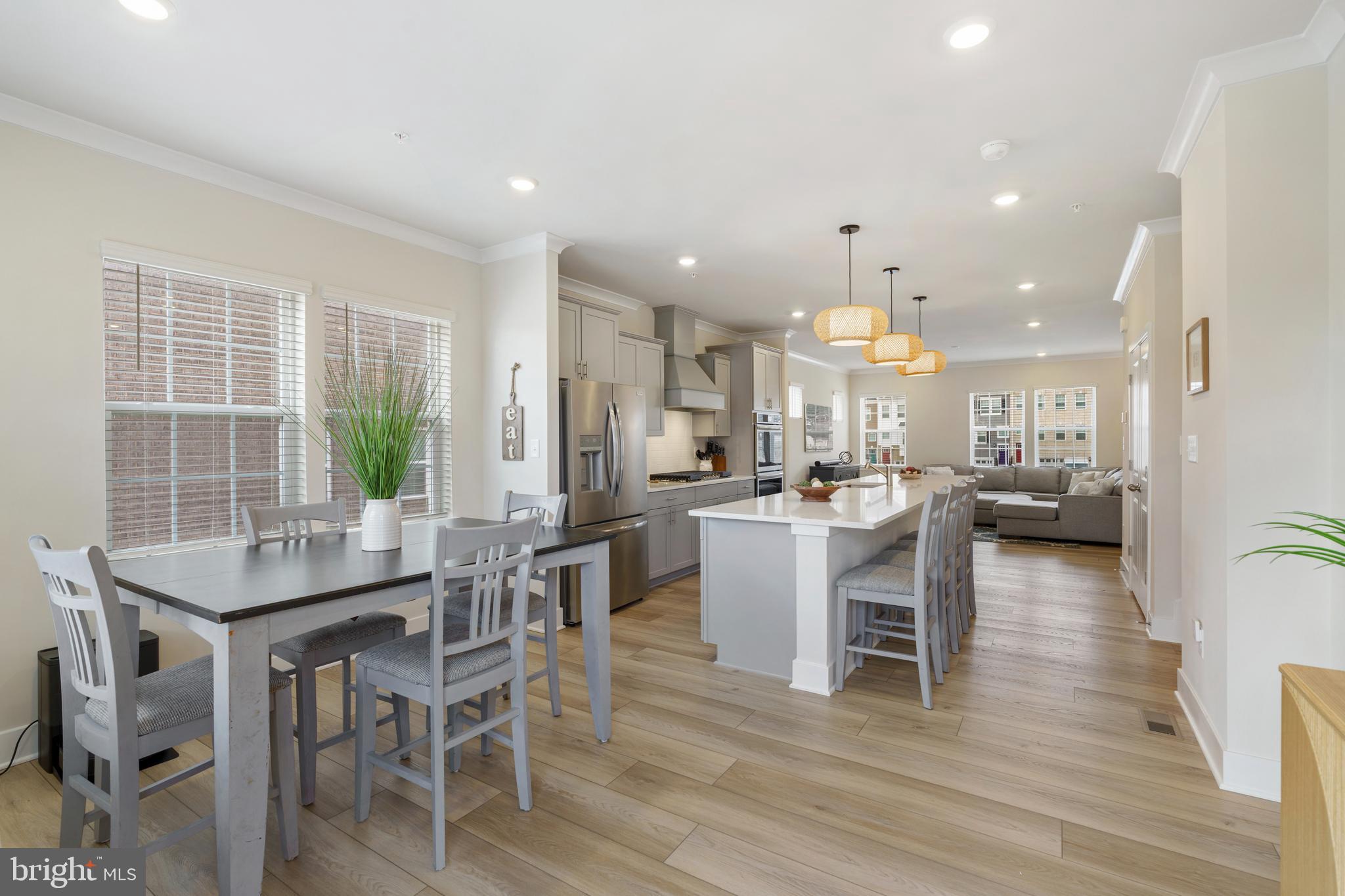 PIKESVILLE - Residential