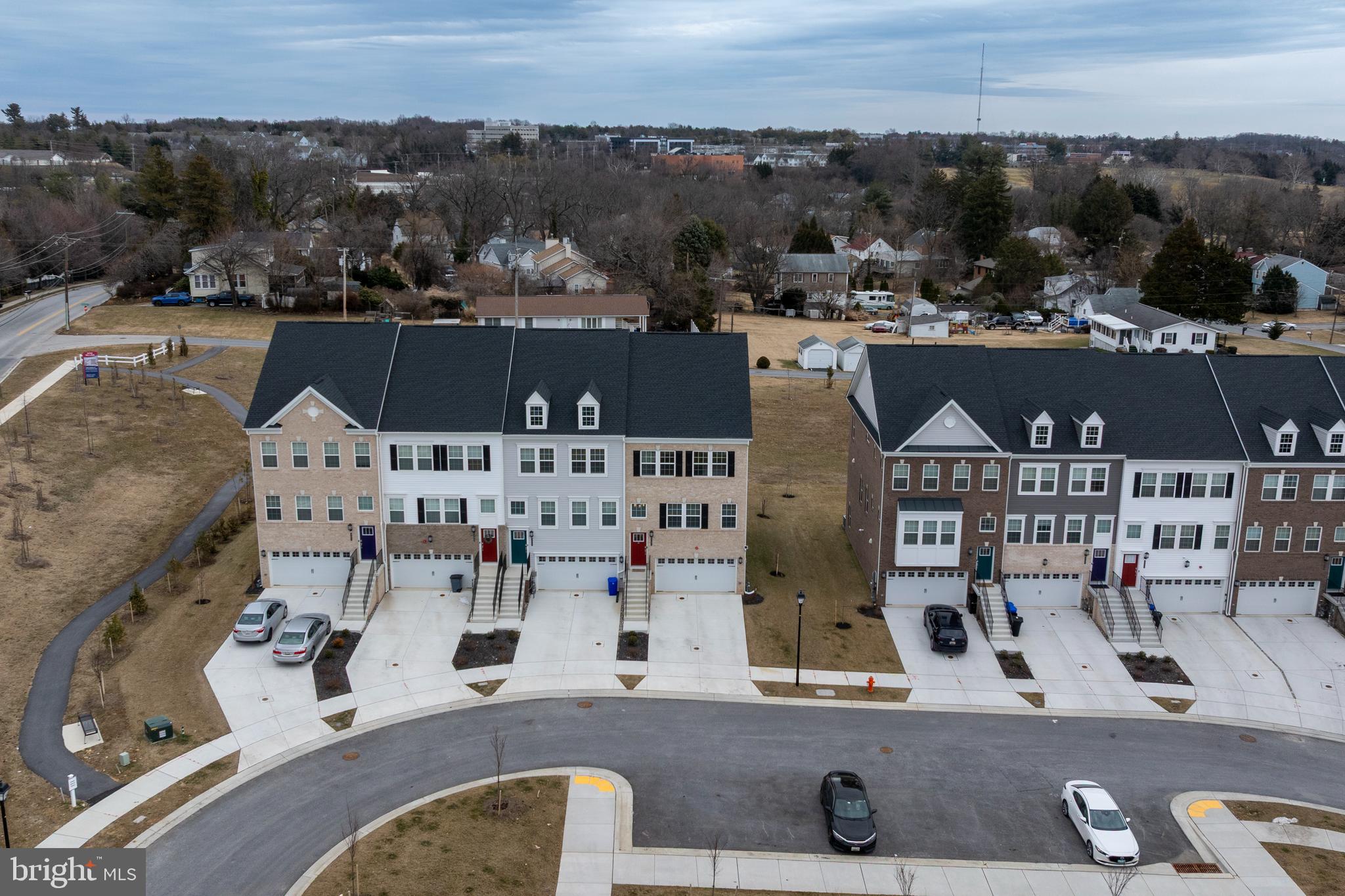 PIKESVILLE - Residential