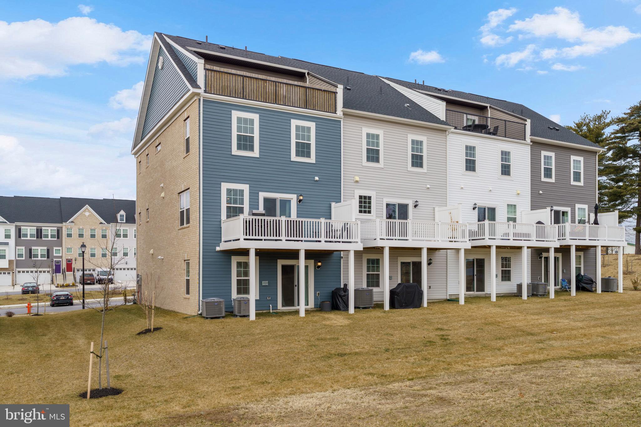 PIKESVILLE - Residential