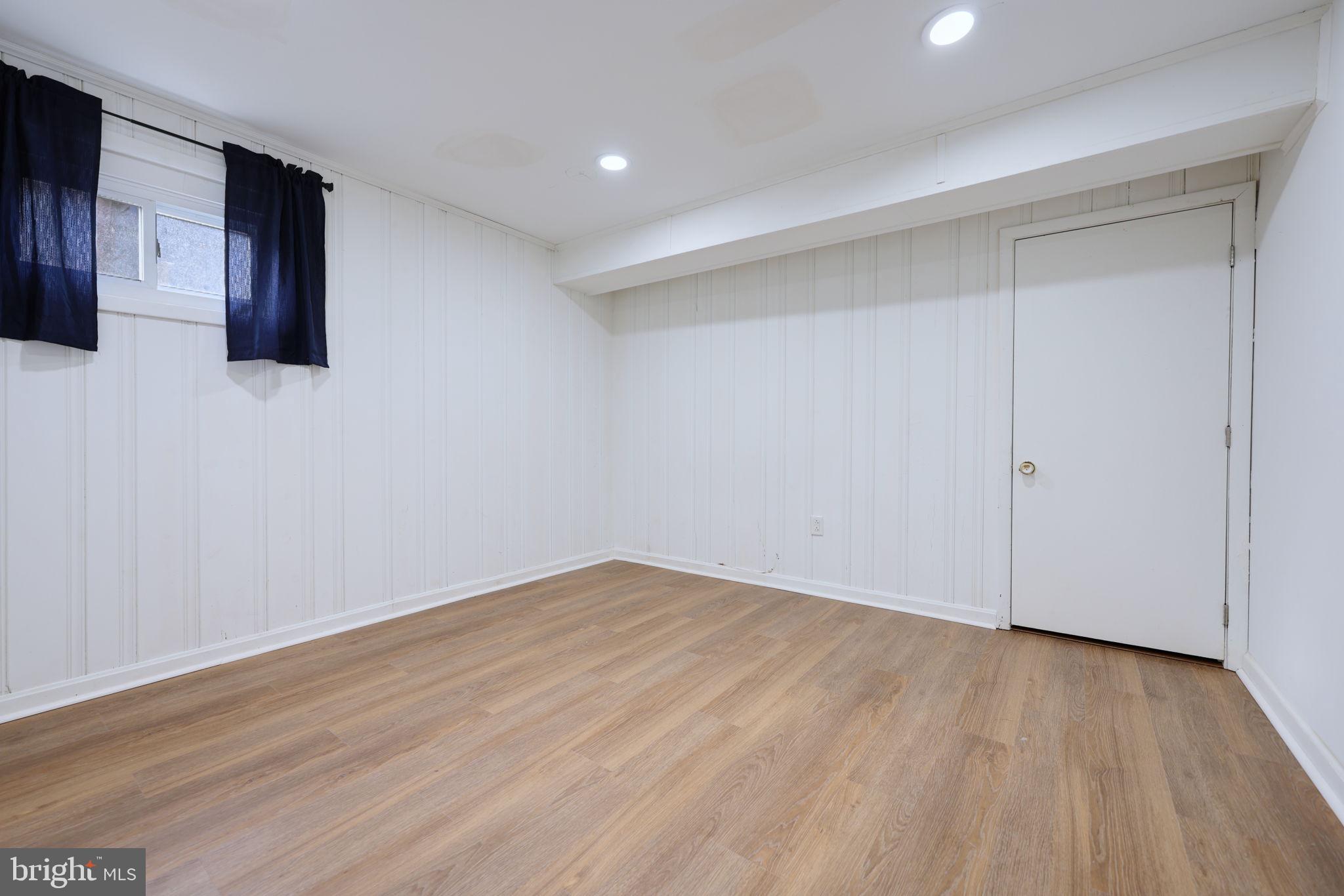 RIVER RIDGE ESTATES - Residential