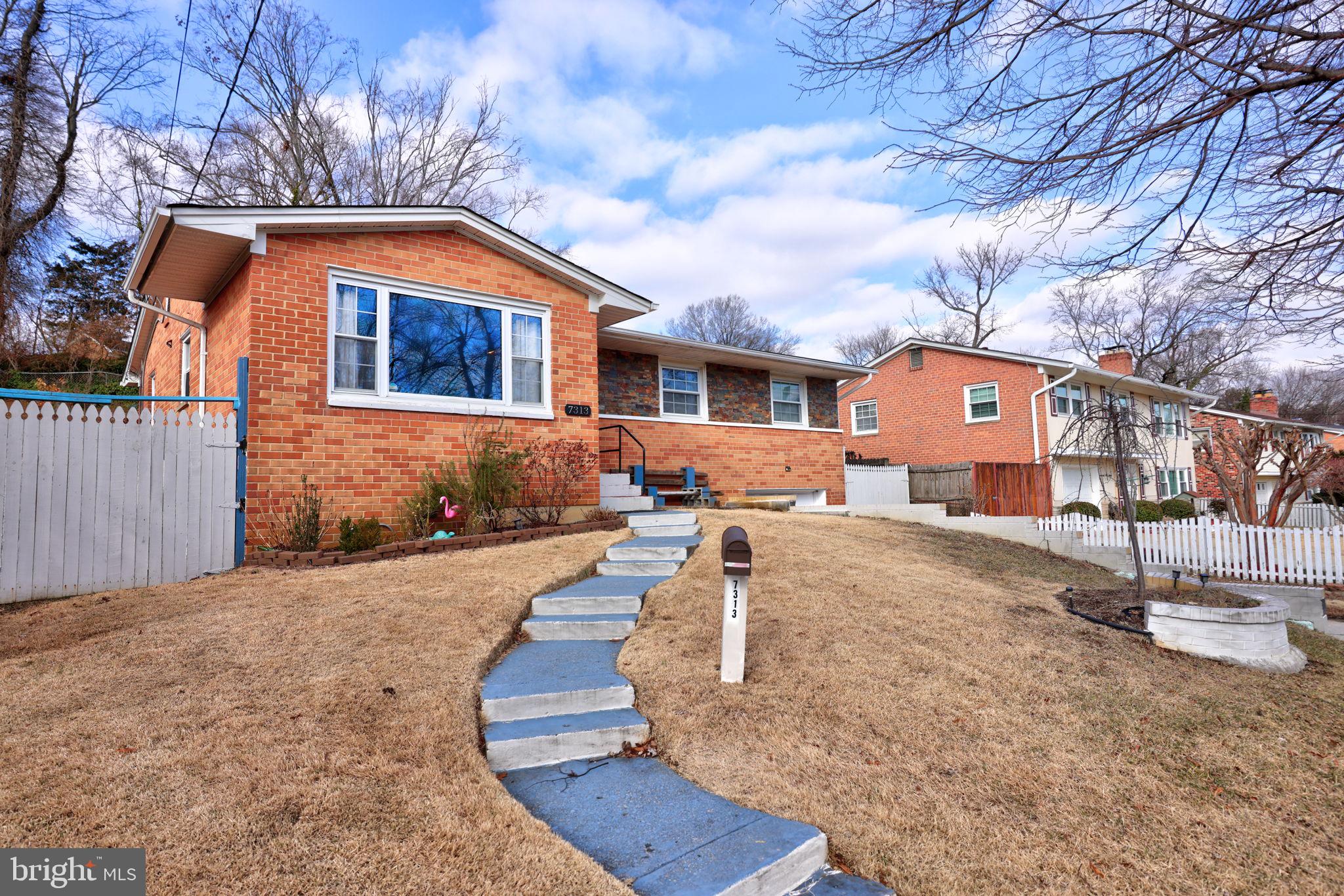 RIVER RIDGE ESTATES - Residential