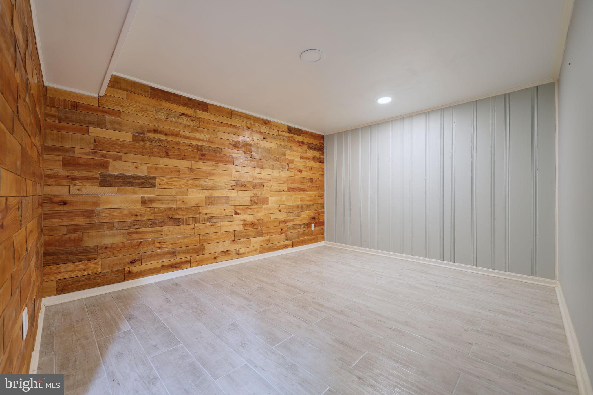 RIVER RIDGE ESTATES - Residential