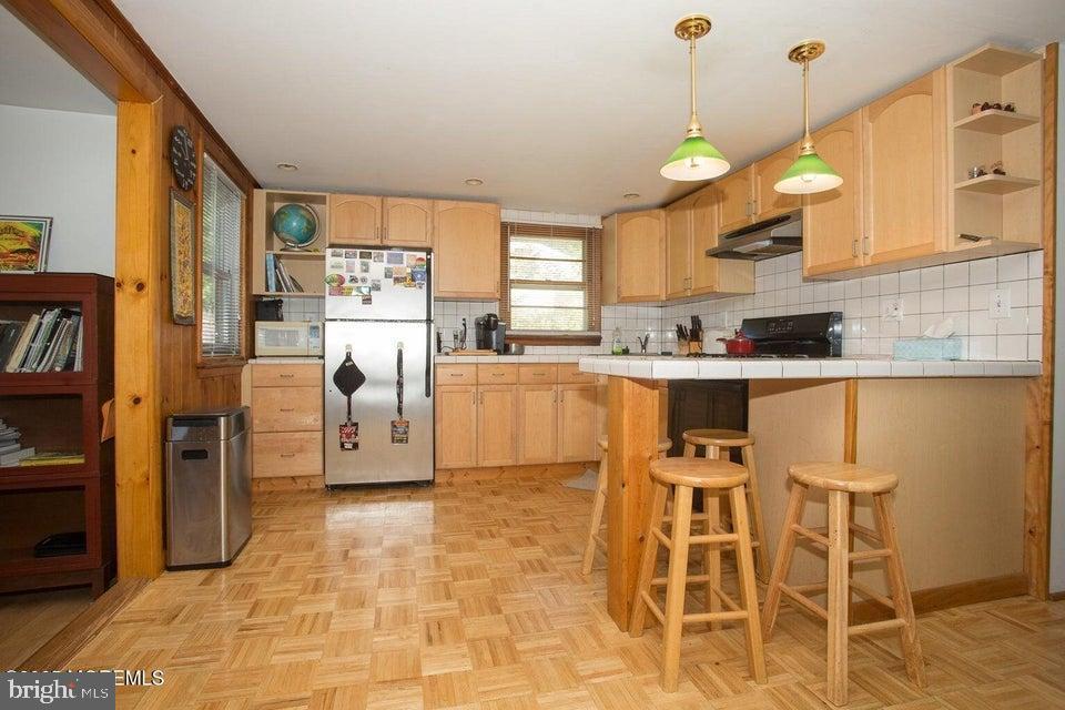 1801 SERPENTINE DRIVE