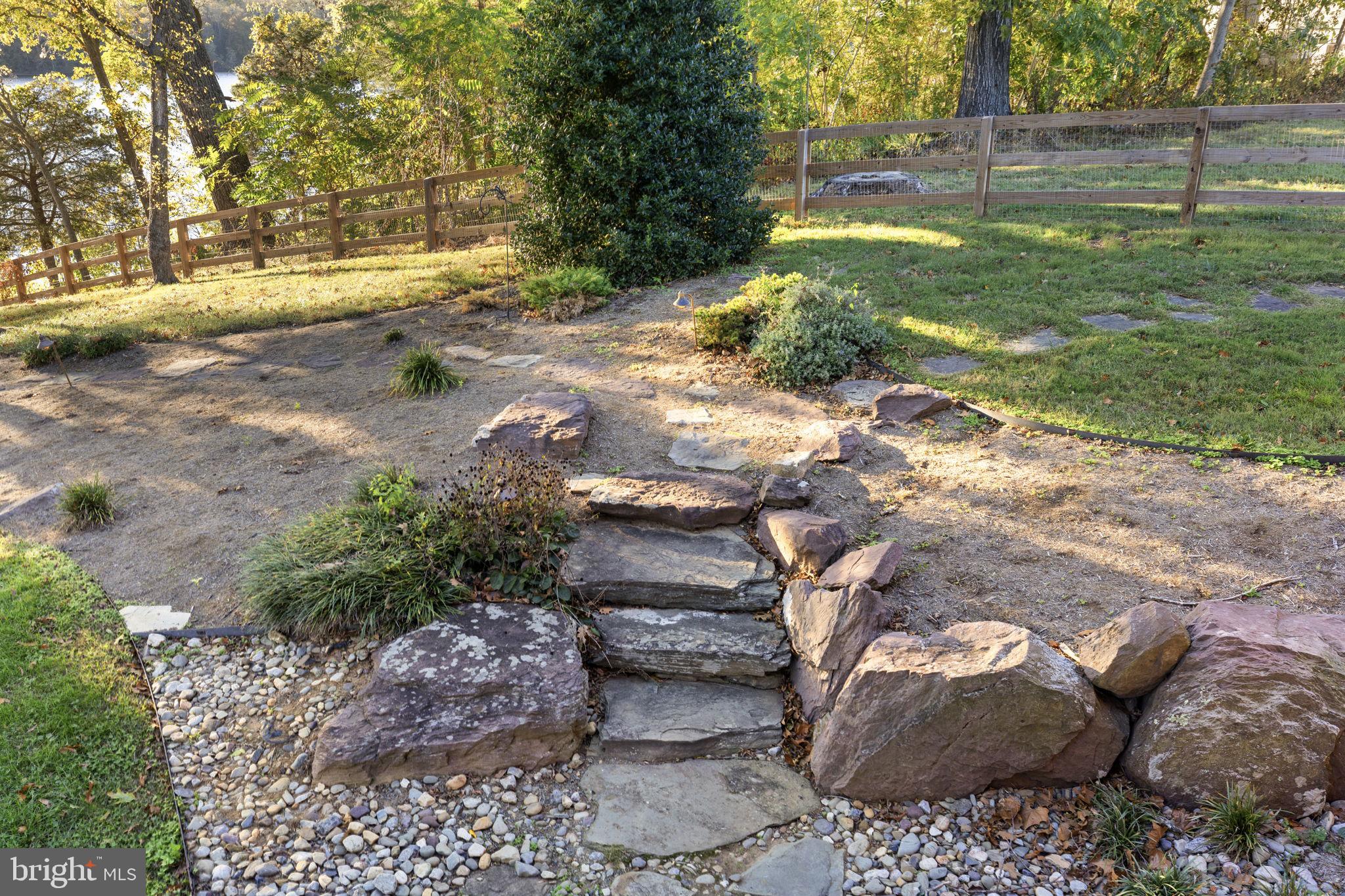 SUNRISE BAY - Residential