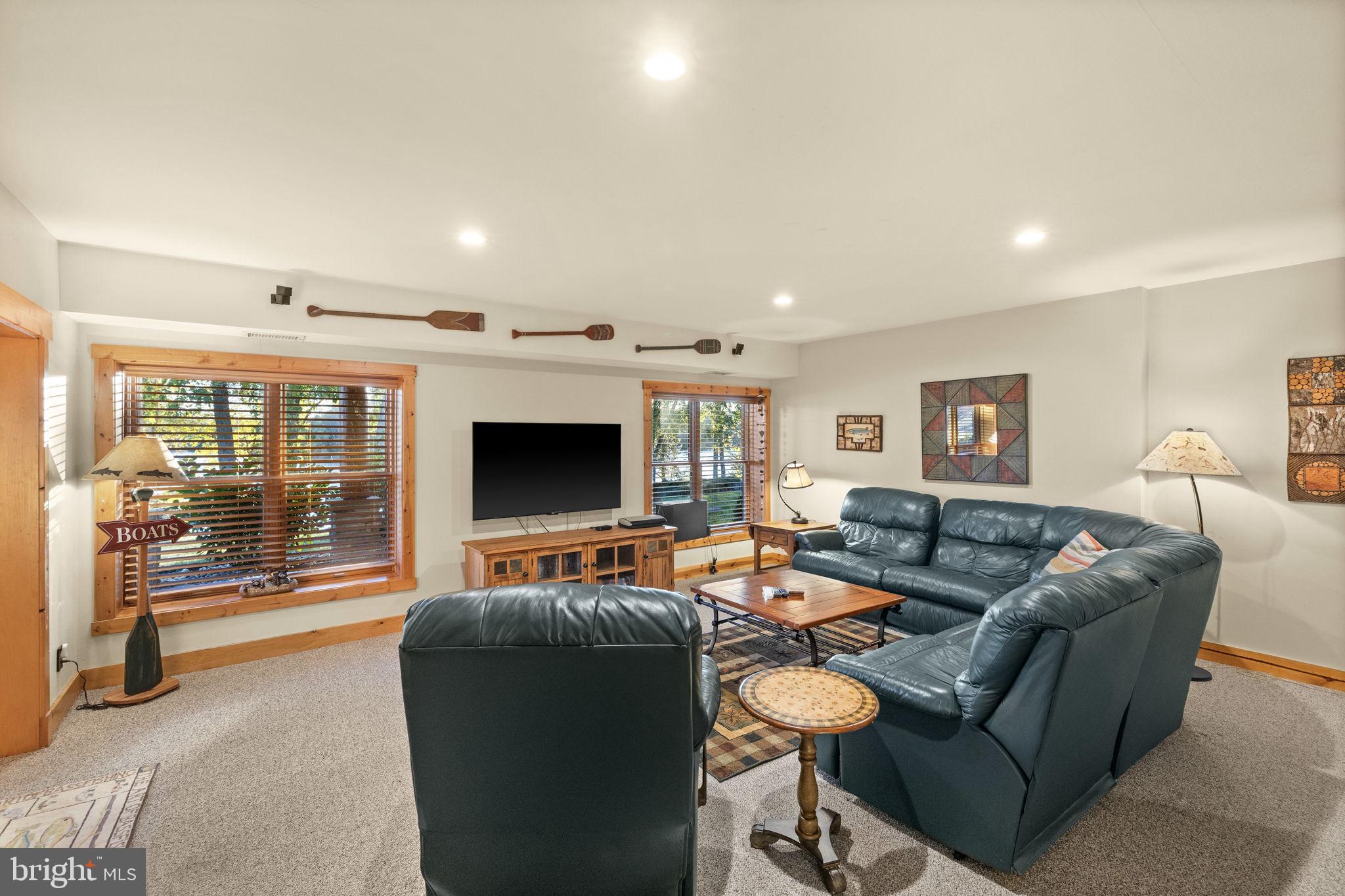 SUNRISE BAY - Residential