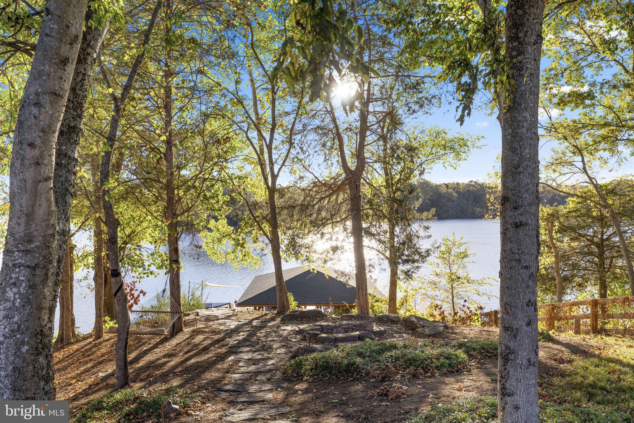 SUNRISE BAY - Residential