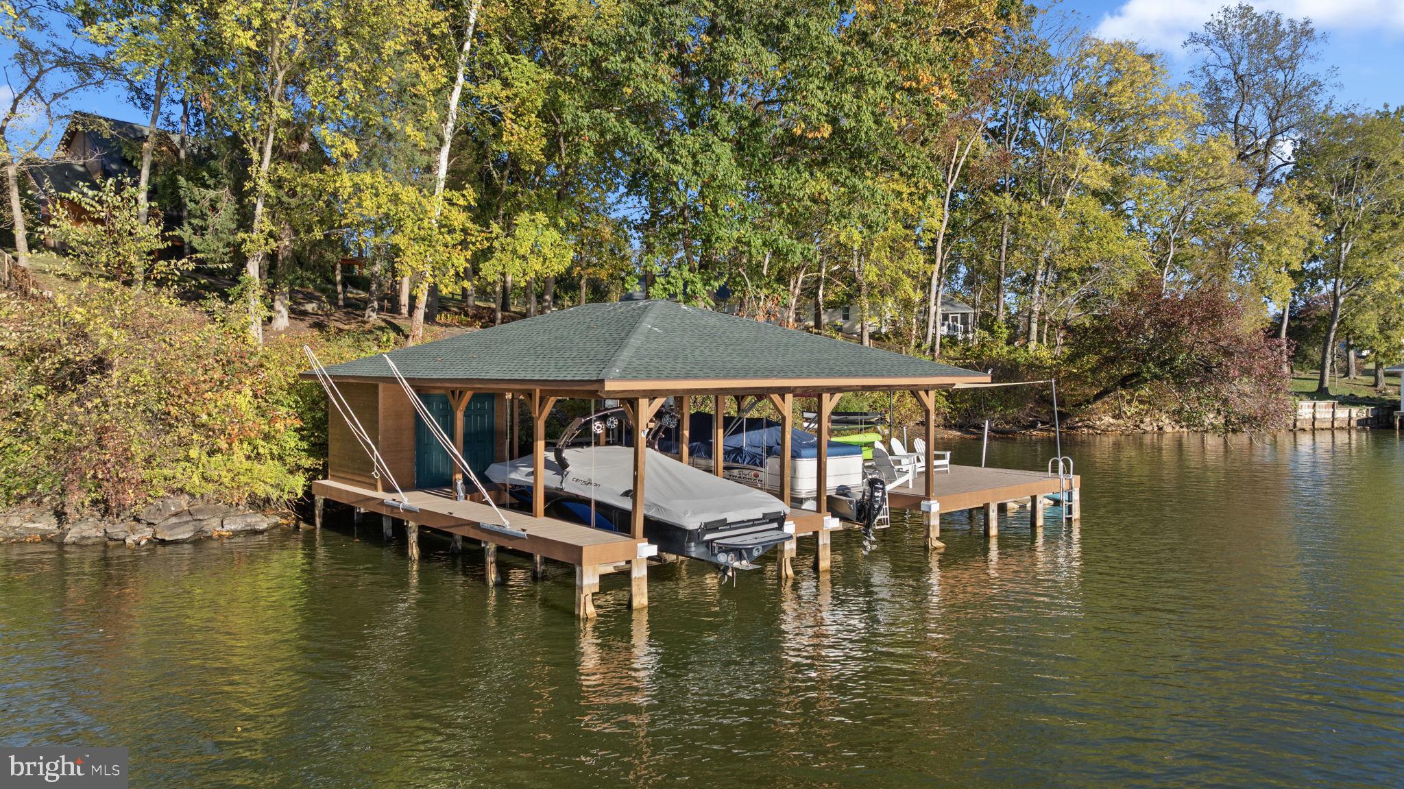 SUNRISE BAY - Residential