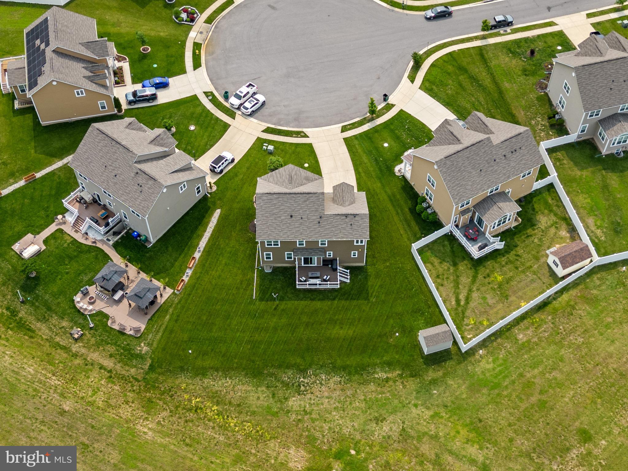 11080 MCINTOSH COURT