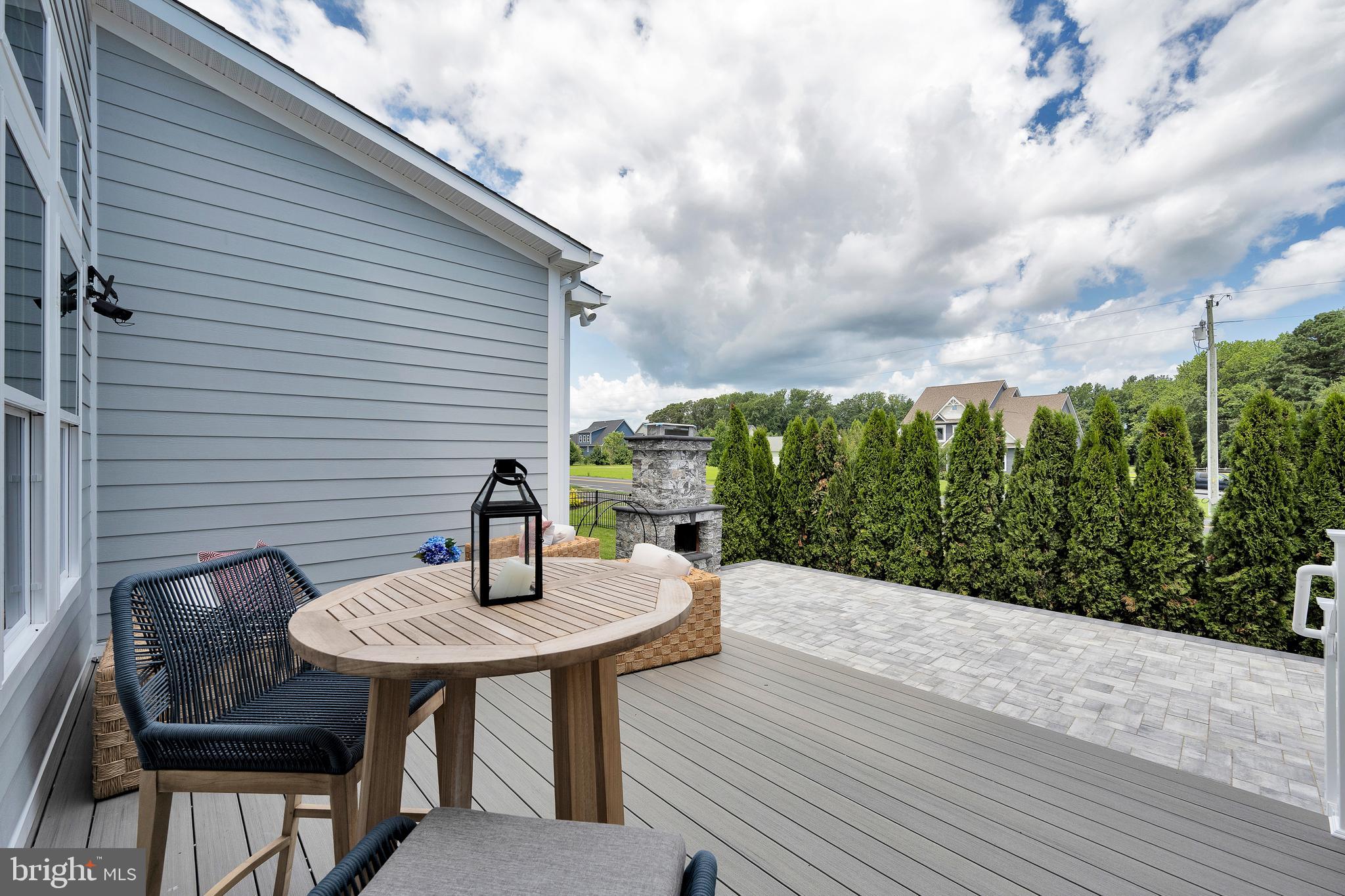 SUNCREST - Residential