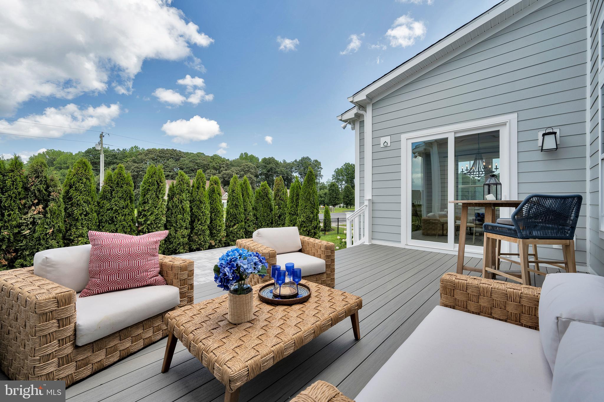 SUNCREST - Residential