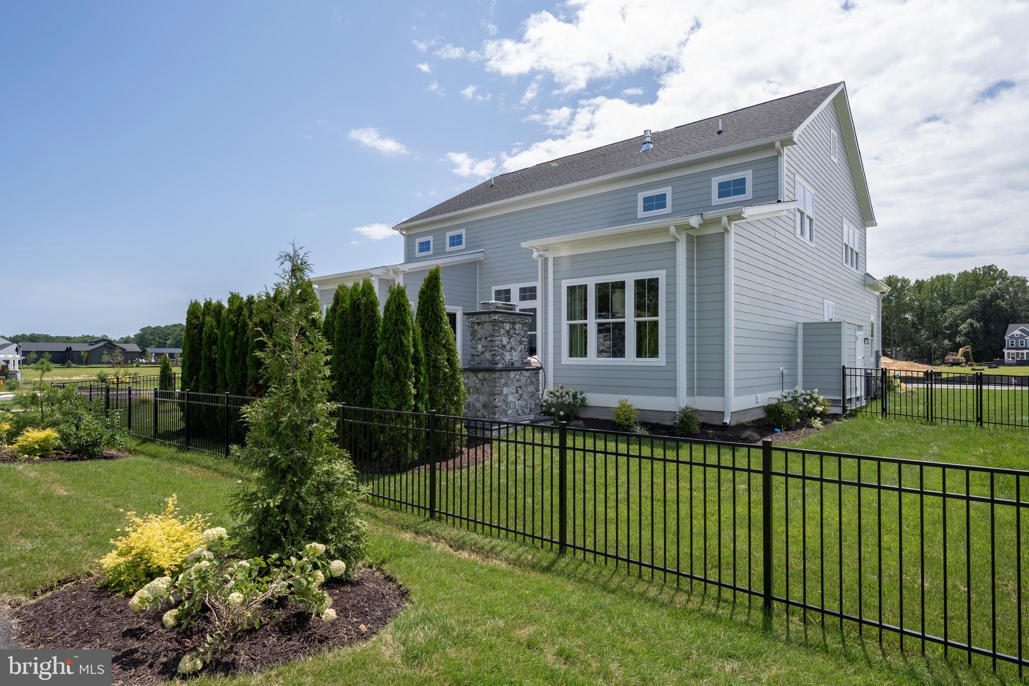 SUNCREST - Residential