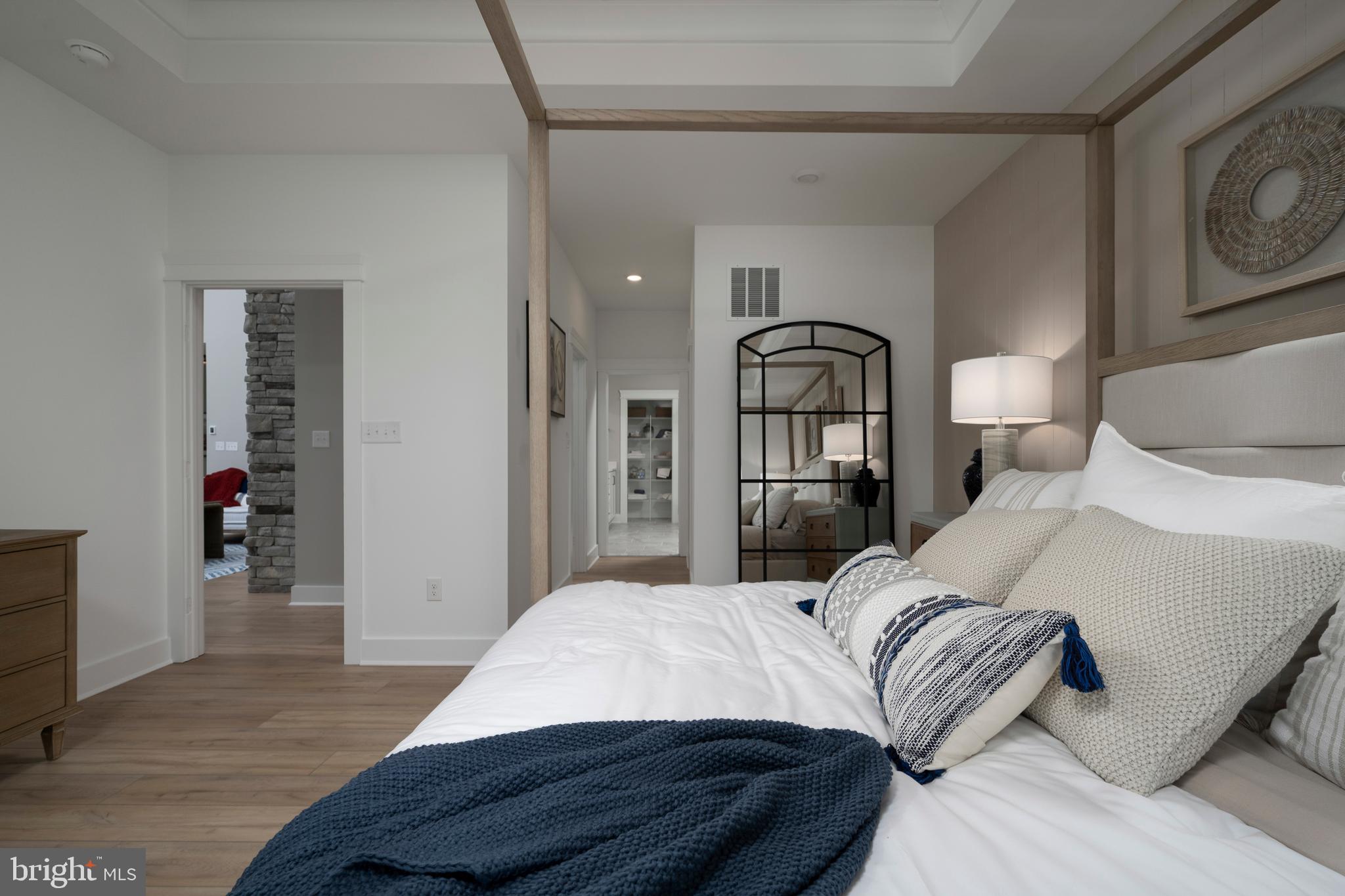 SUNCREST - Residential