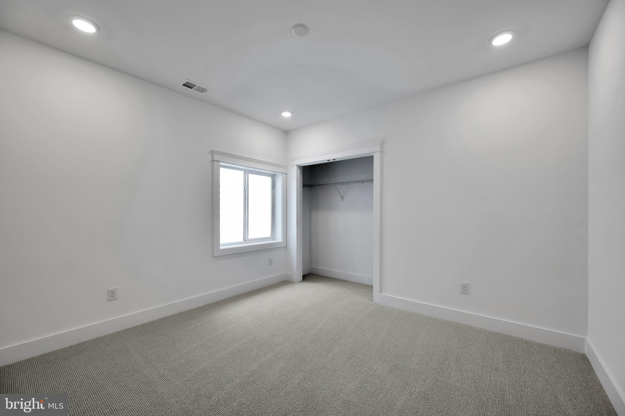 SUNCREST - Residential