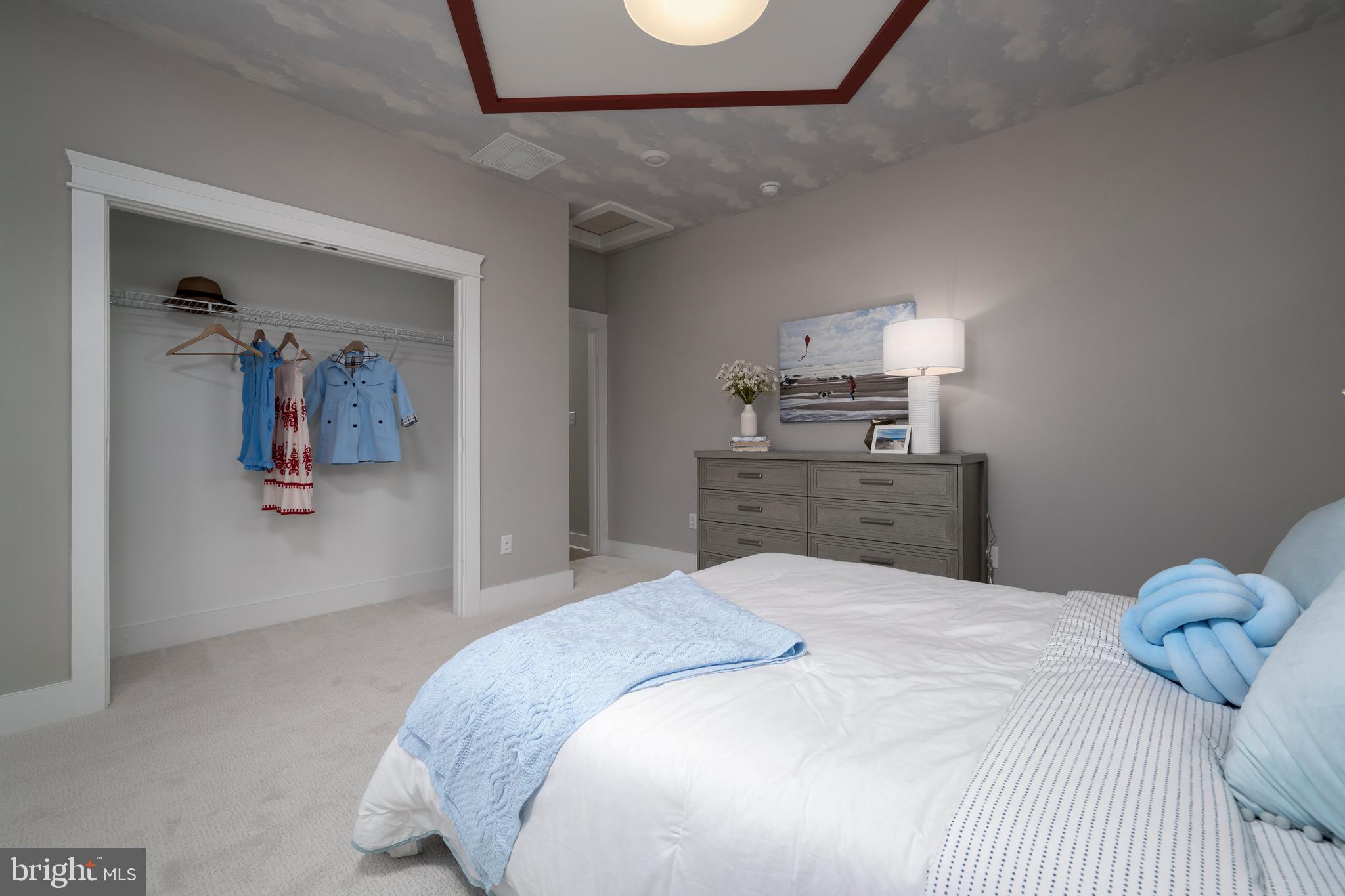 SUNCREST - Residential