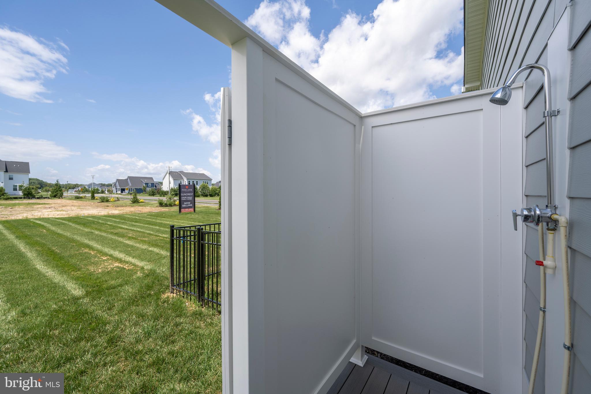 SUNCREST - Residential