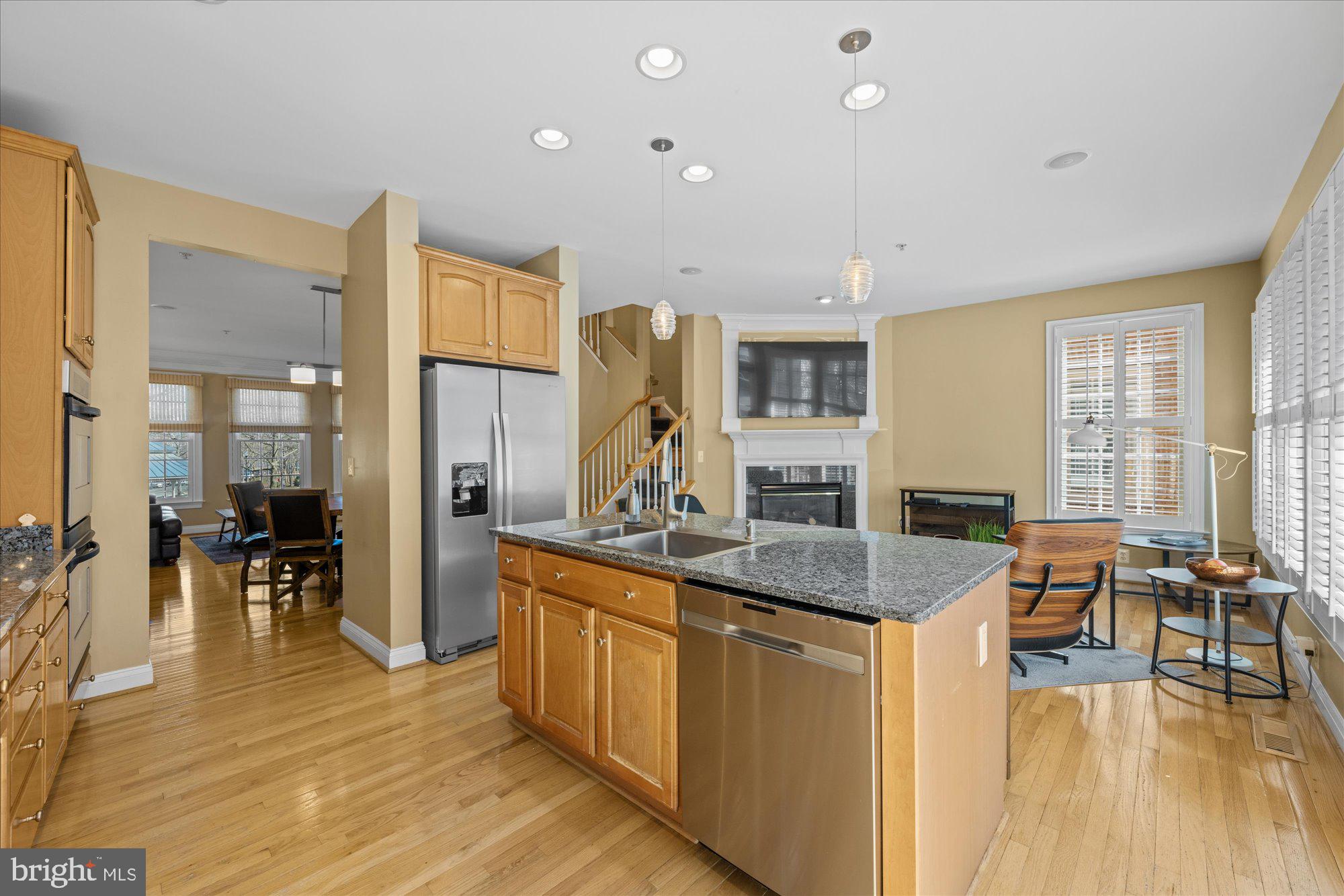 CAMERON STATION - Residential