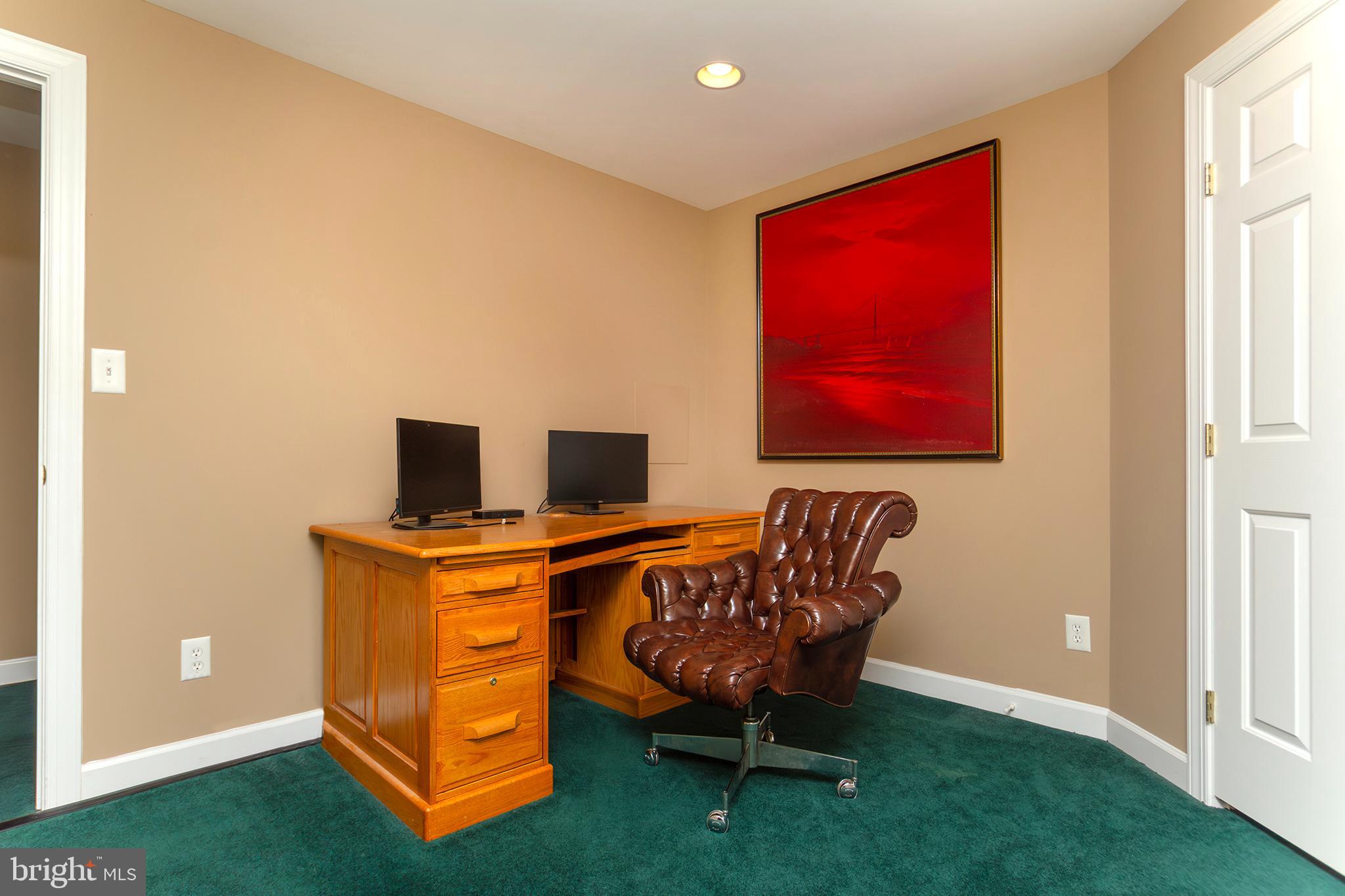 KEENEY MILL FARMS - Residential