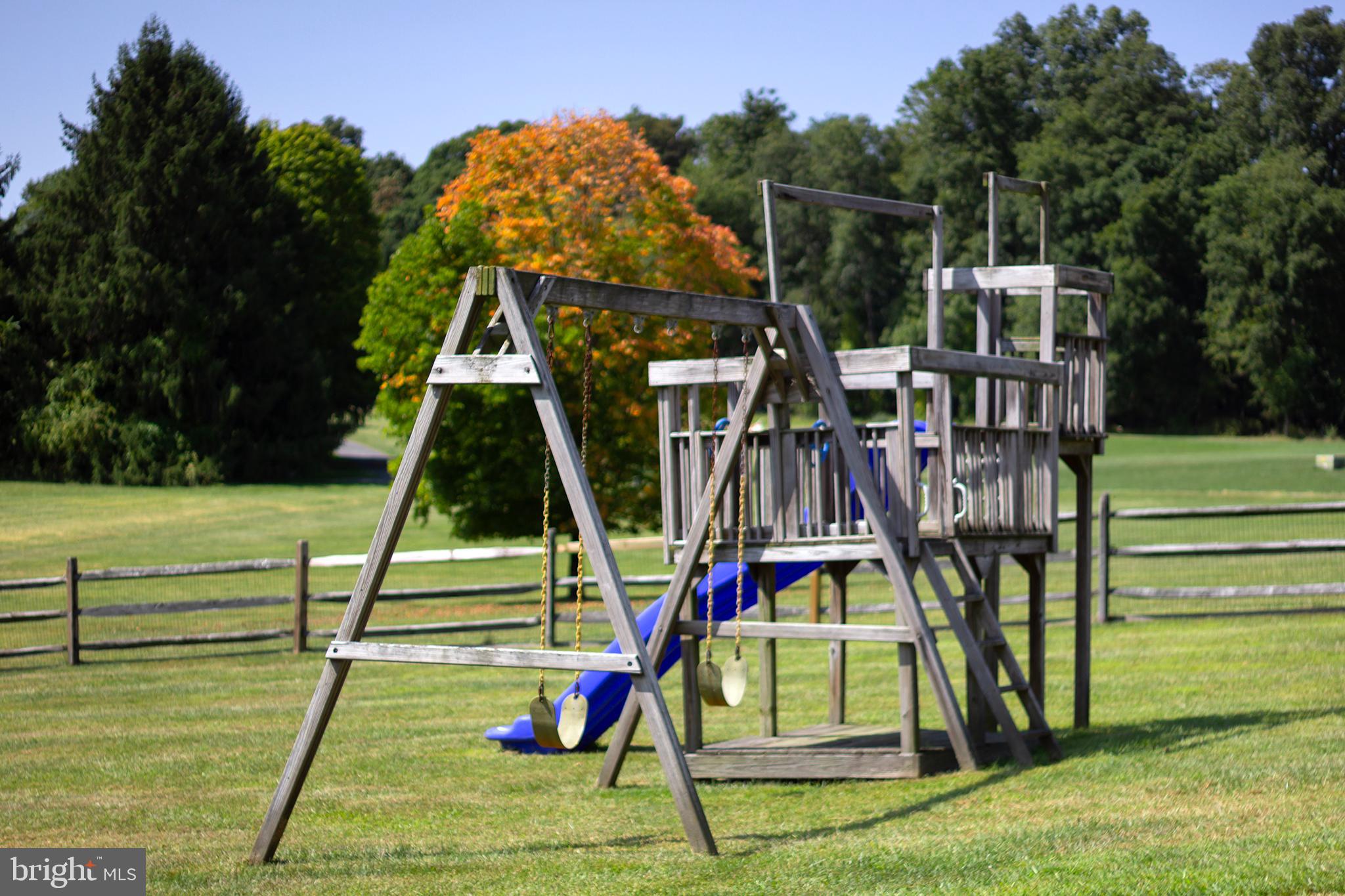 KEENEY MILL FARMS - Residential