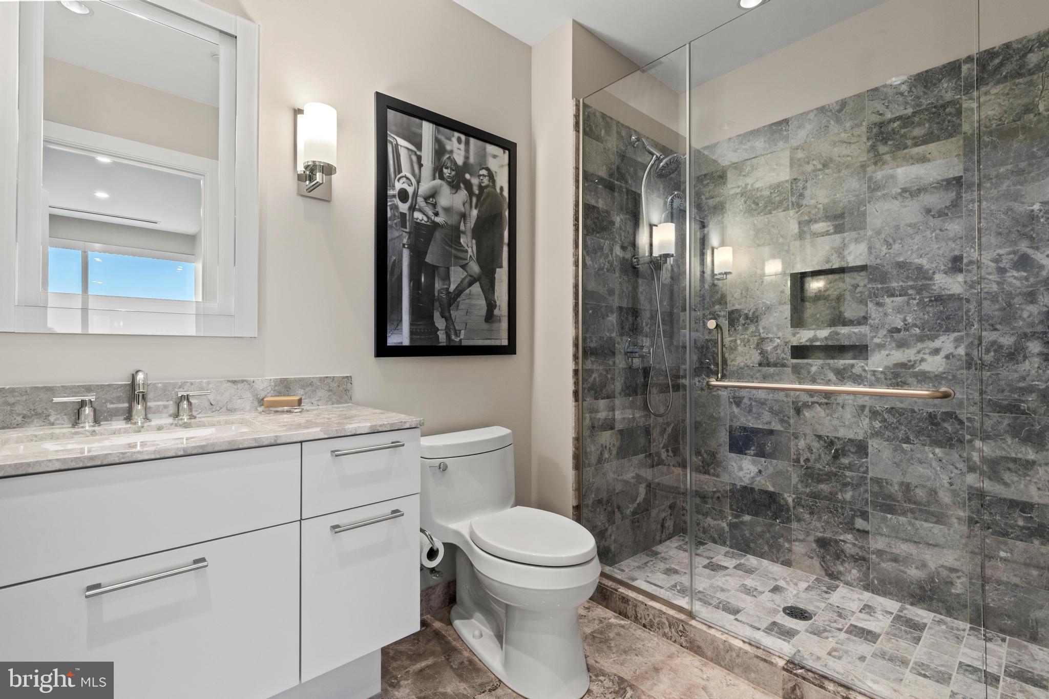 CENTER CITY - Residential