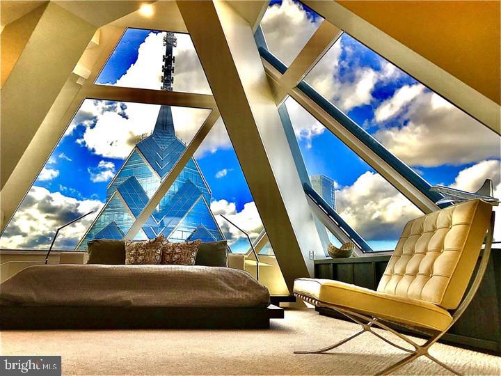 CENTER CITY - Residential
