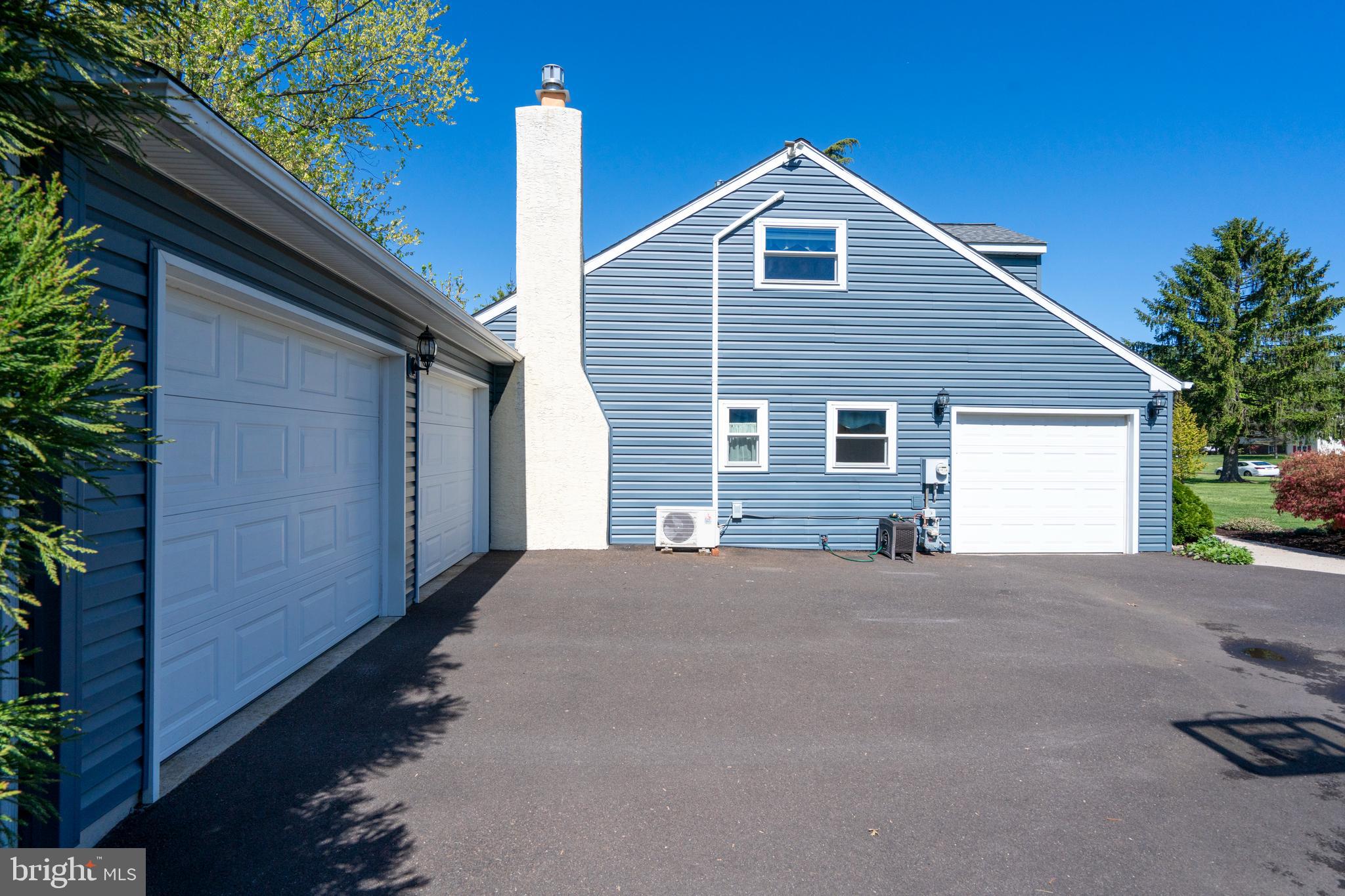 107 HEMLOCK DRIVE