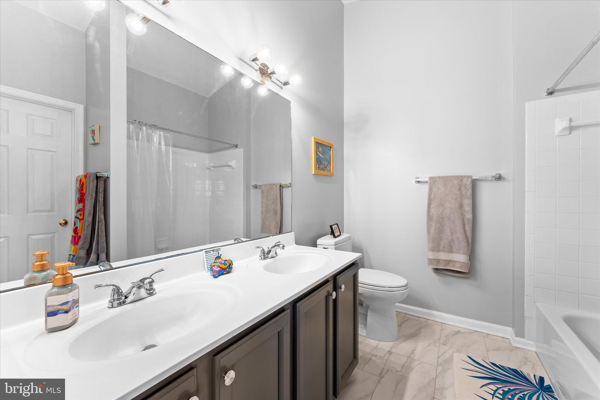 KINGSTOWNE - Residential