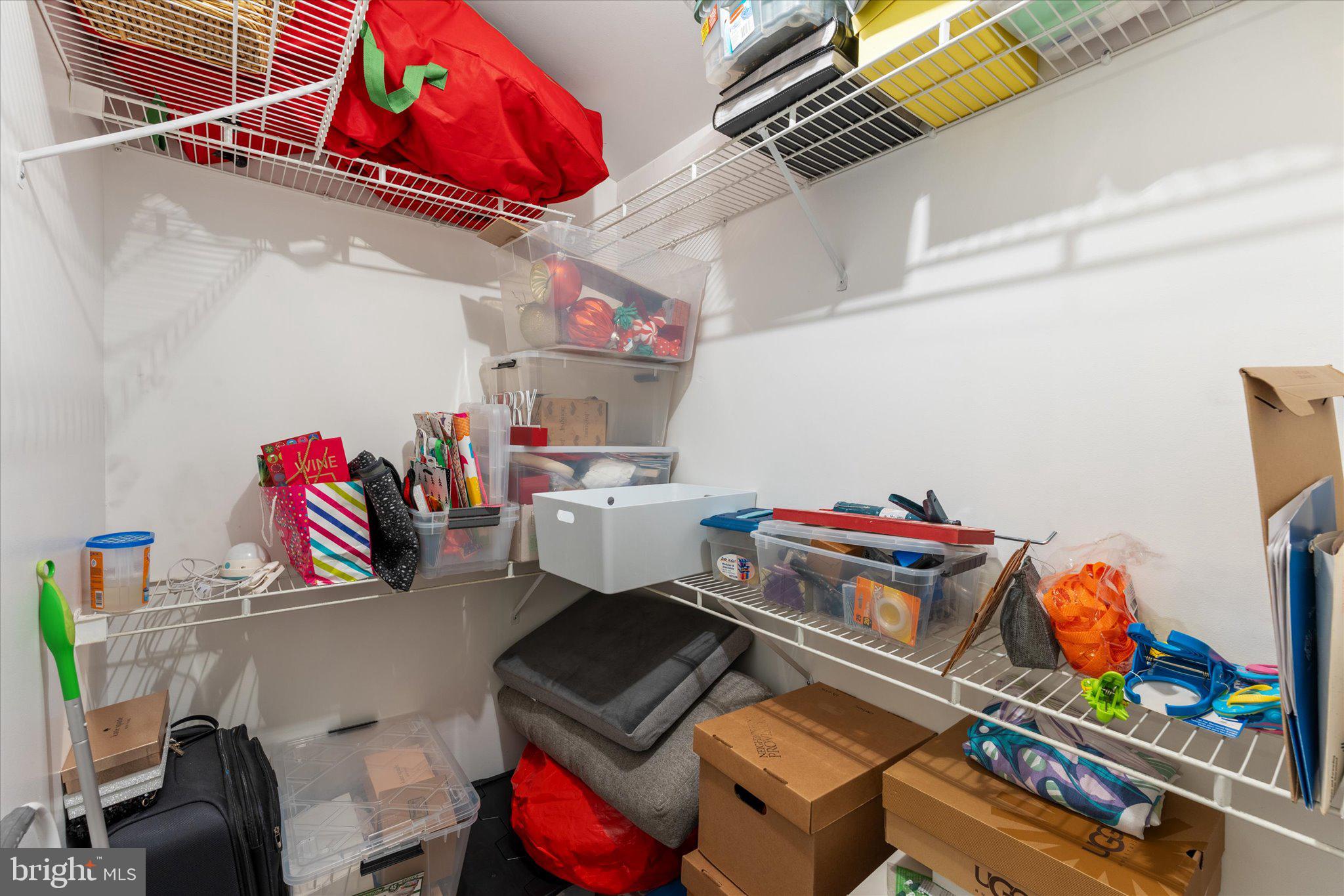 KINGSTOWNE - Residential