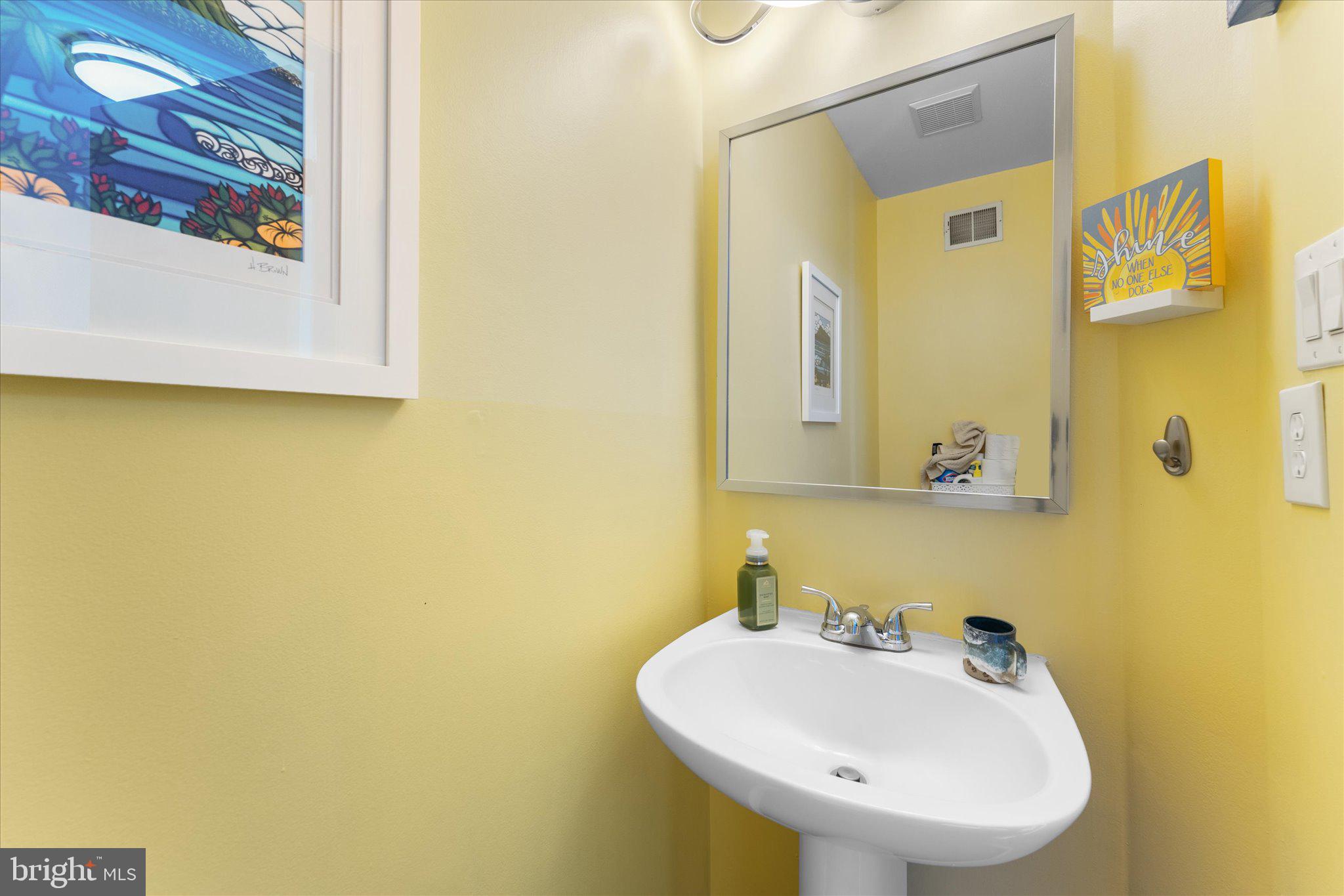 KINGSTOWNE - Residential