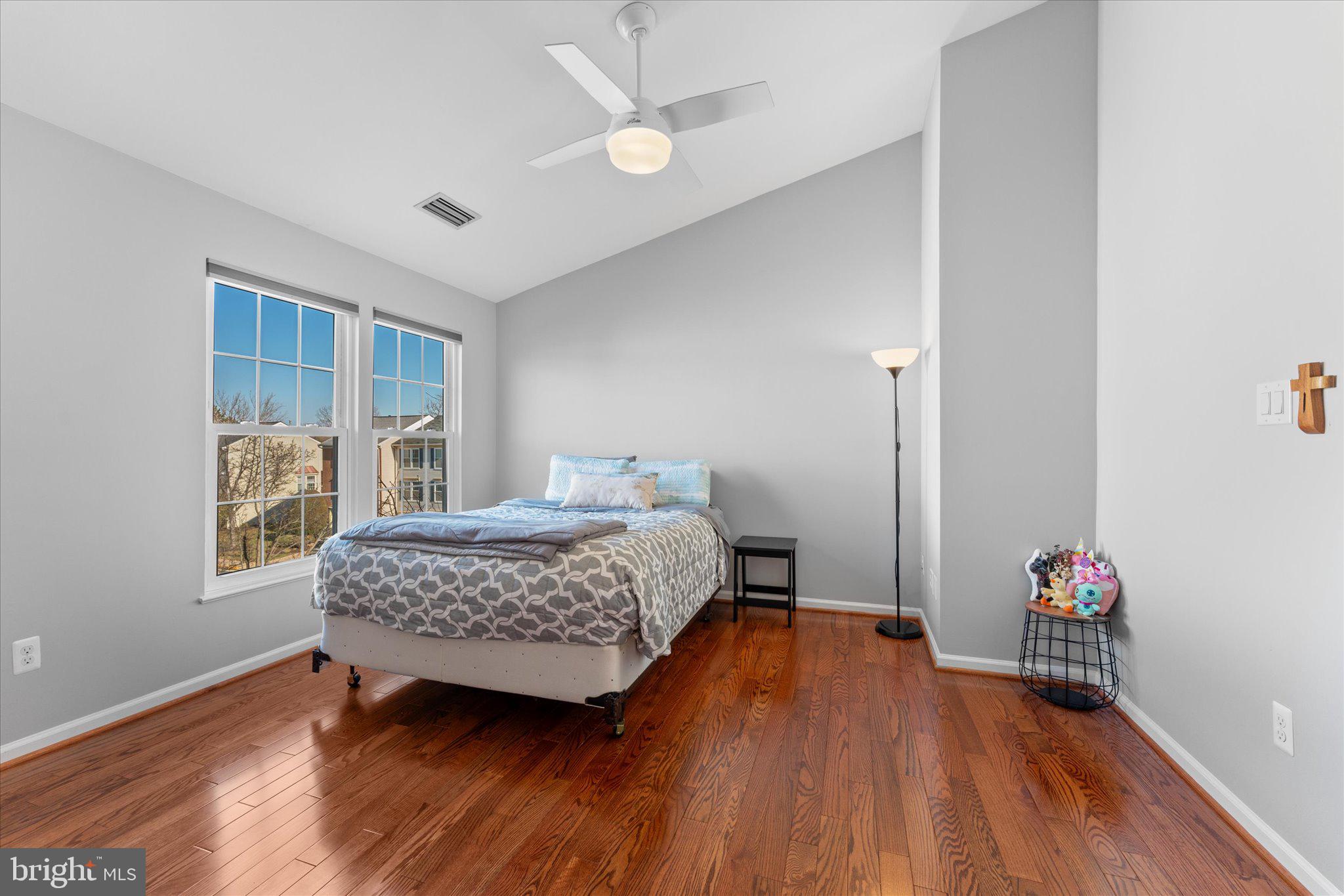 KINGSTOWNE - Residential