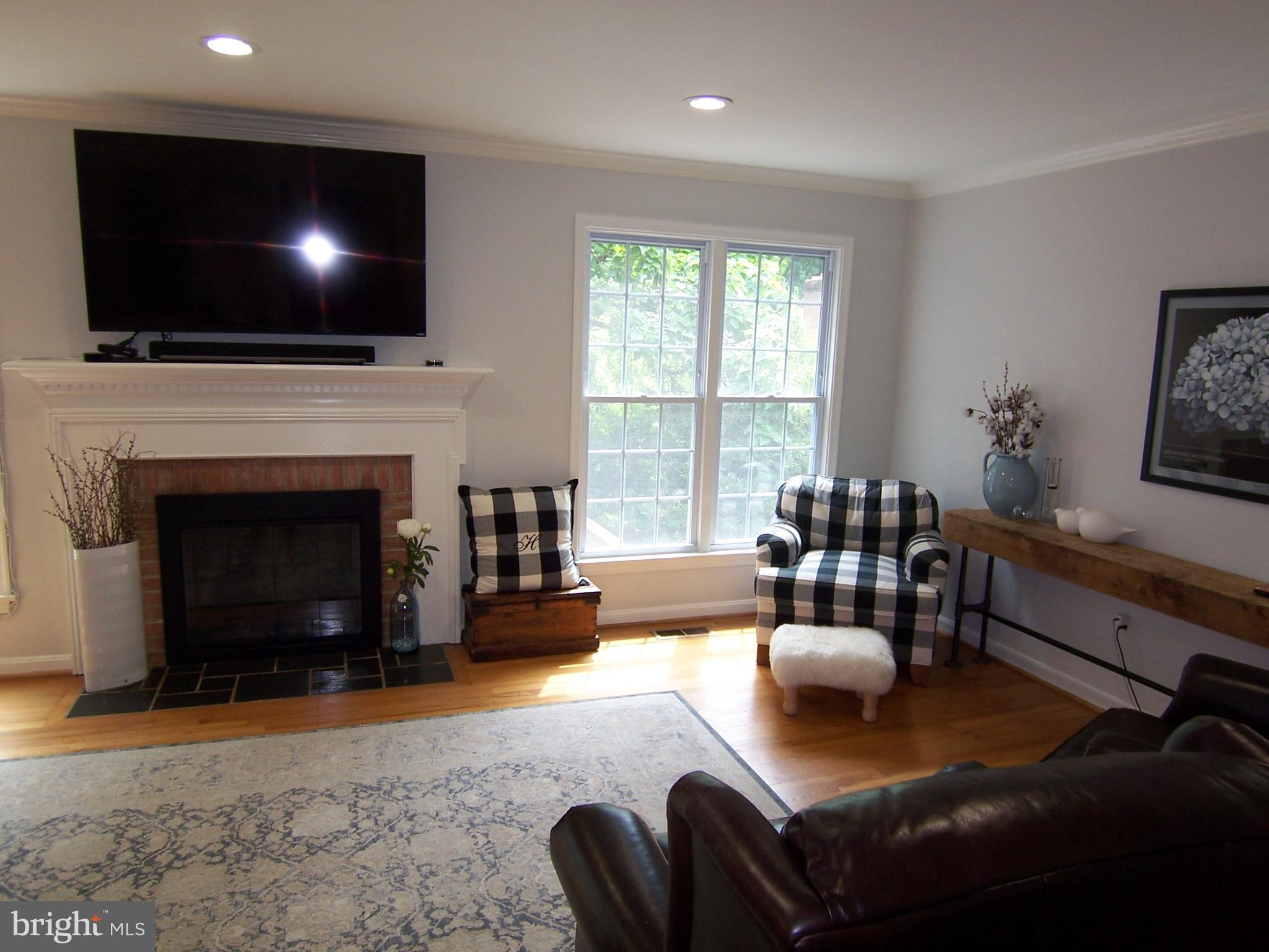 WESTMORELAND SQUARE - Residential Lease