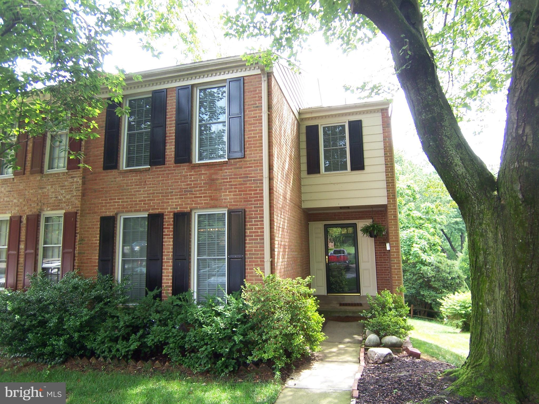 WESTMORELAND SQUARE - Residential Lease